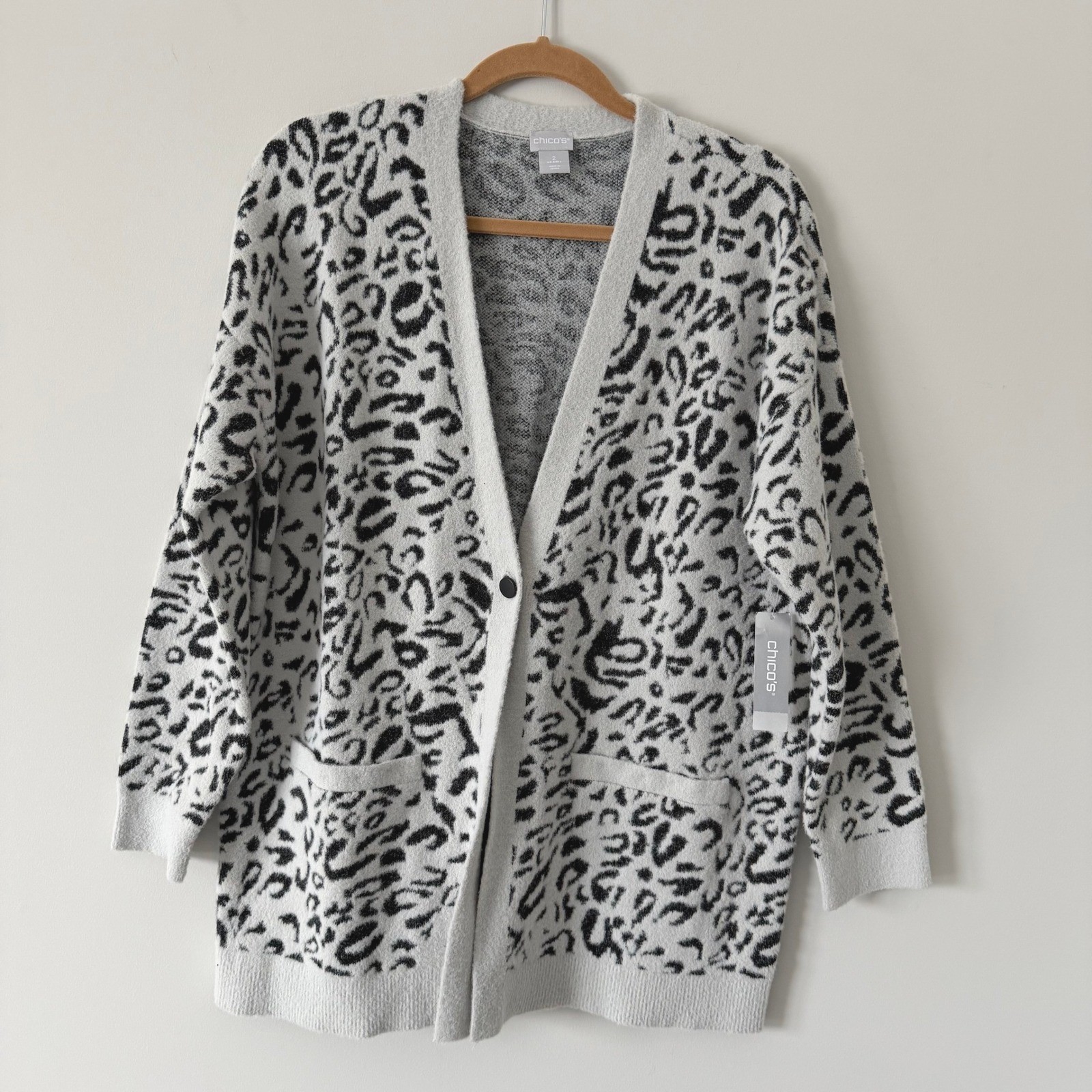 Chicos Novelty Animal Cardi Gray Leopard Print Button Front Sweater Size 2/LG