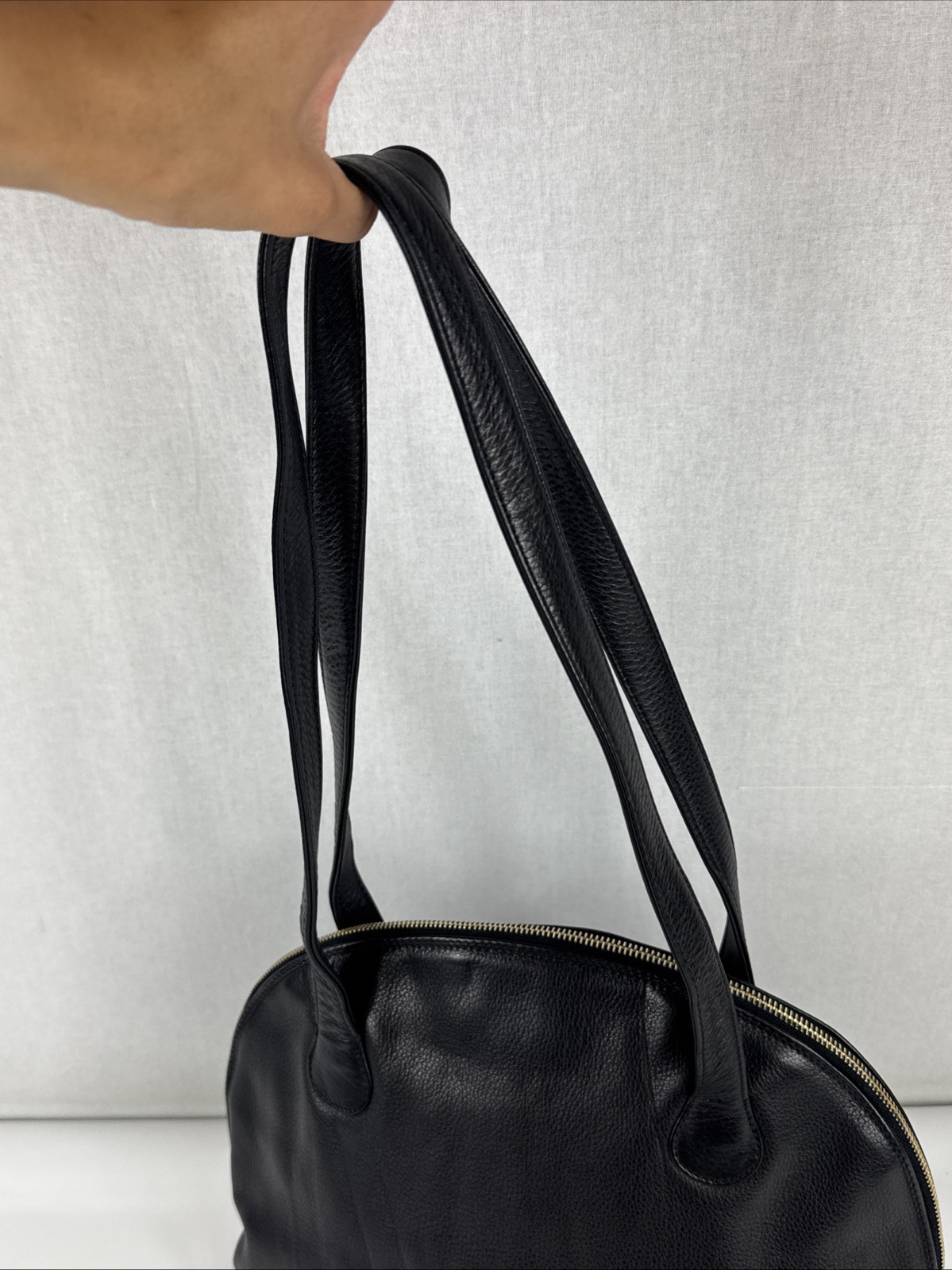 Comtesse When Angels Travel Kelly Bag 14.5″ X 11″ Black