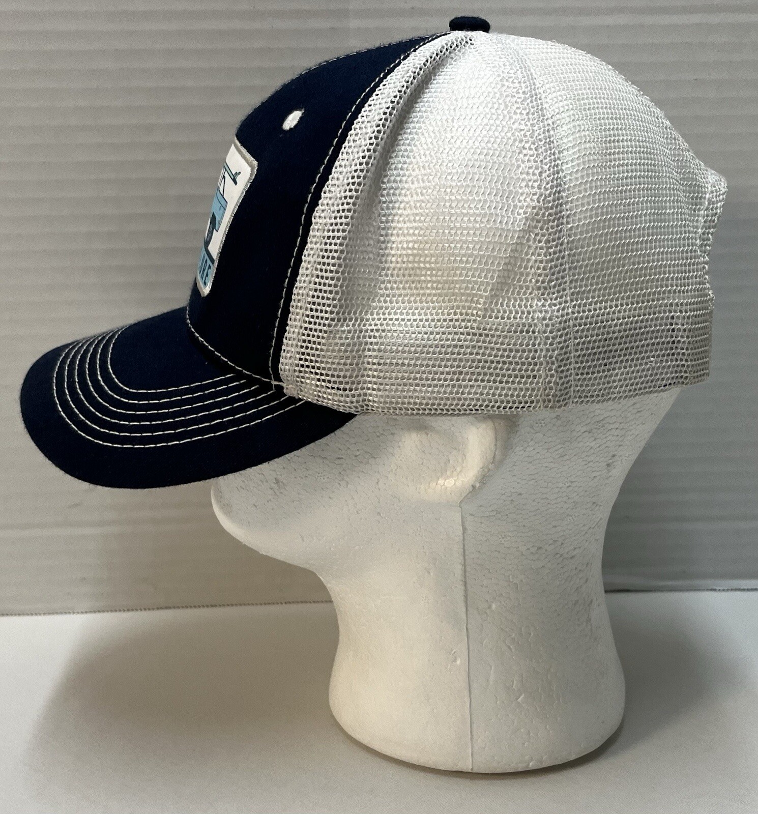 Southern Lure Mesh SnapBack Ball Cap Hat Front Patch Logo Bronco Surfboard EUC