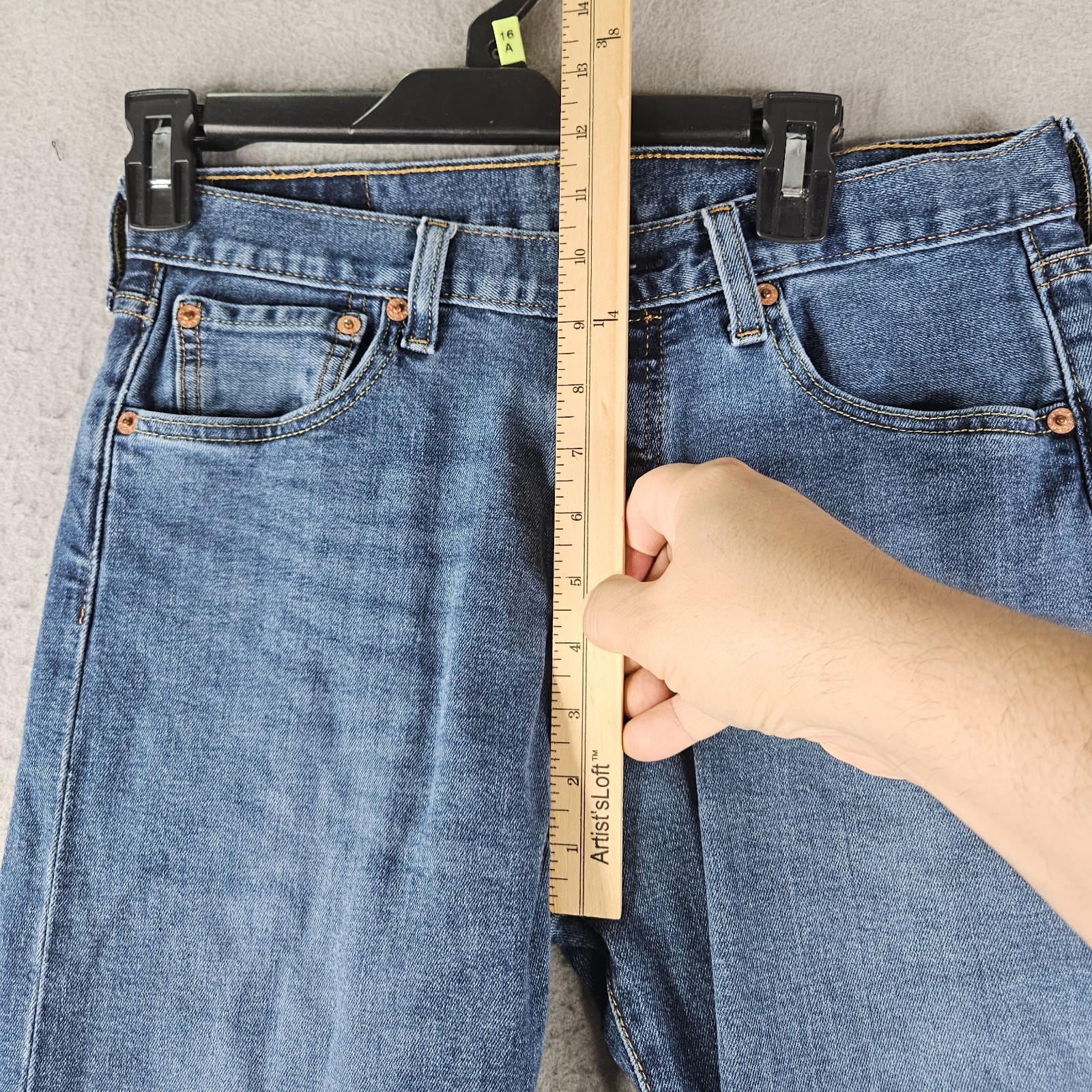 Levis 501 Jeans Men 30×29 Light Wash Straight Leg Button Fly Denim Street