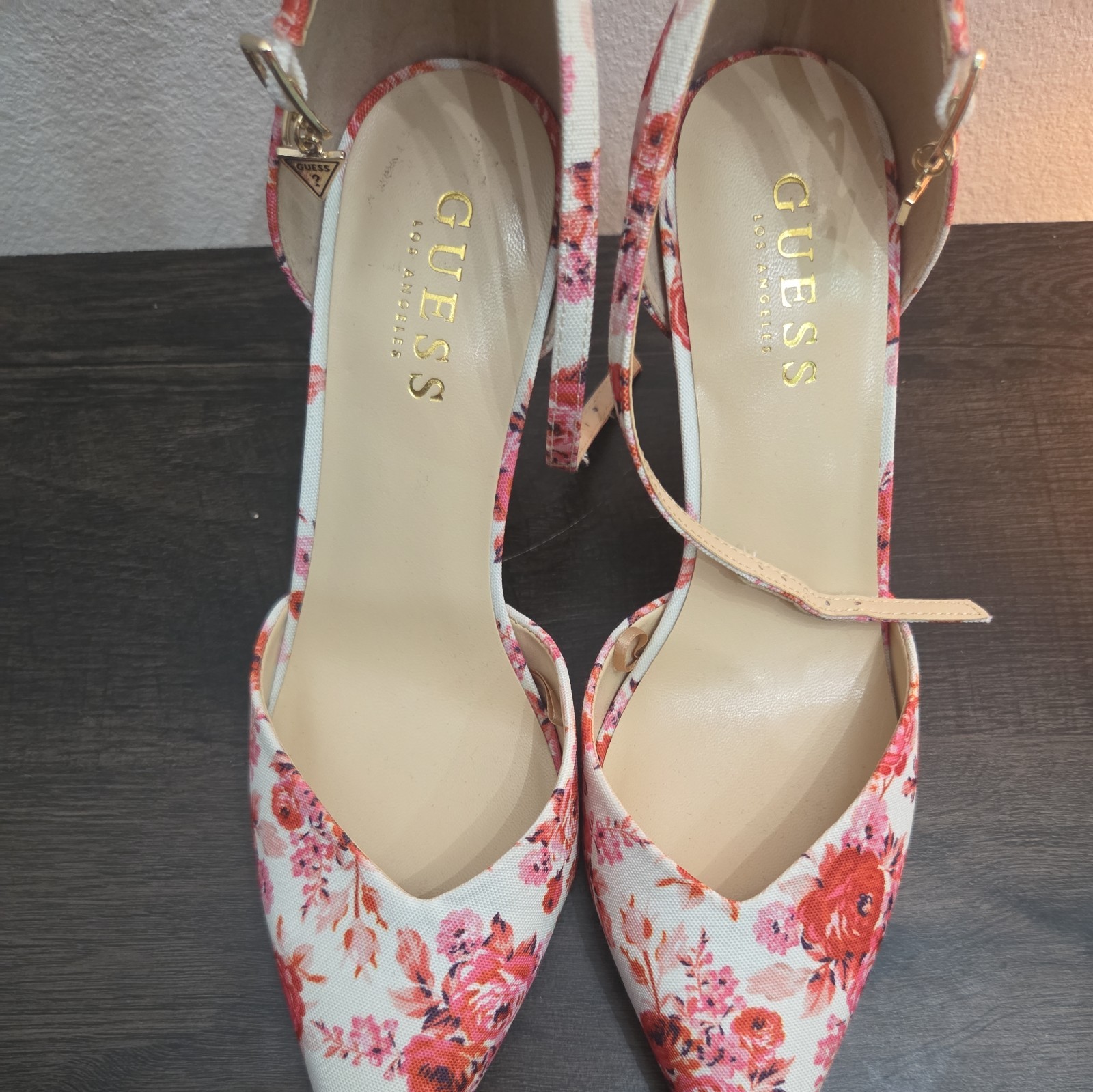 GUESS Floral heels size 7.5
