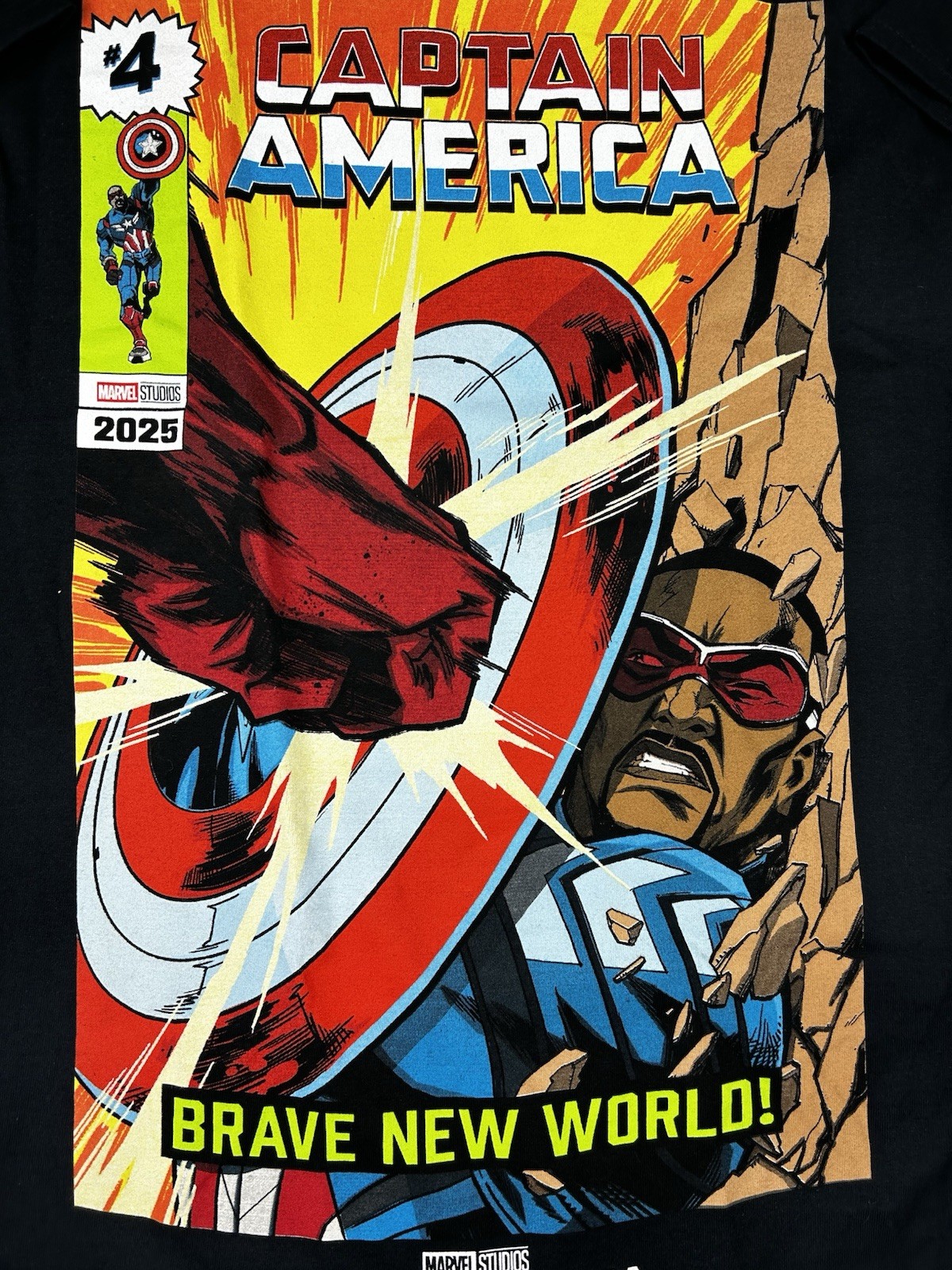 Captain America Men’s M Brave New World Comic Graphic Tee Shirt NEW (Read)