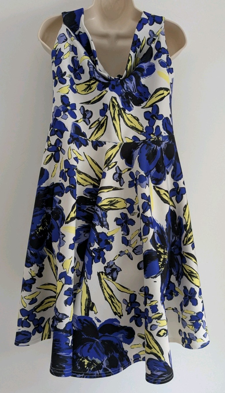 💜 QUIZ SIZE 18 16 Beautiful Ladies Floral Dress Ref 23