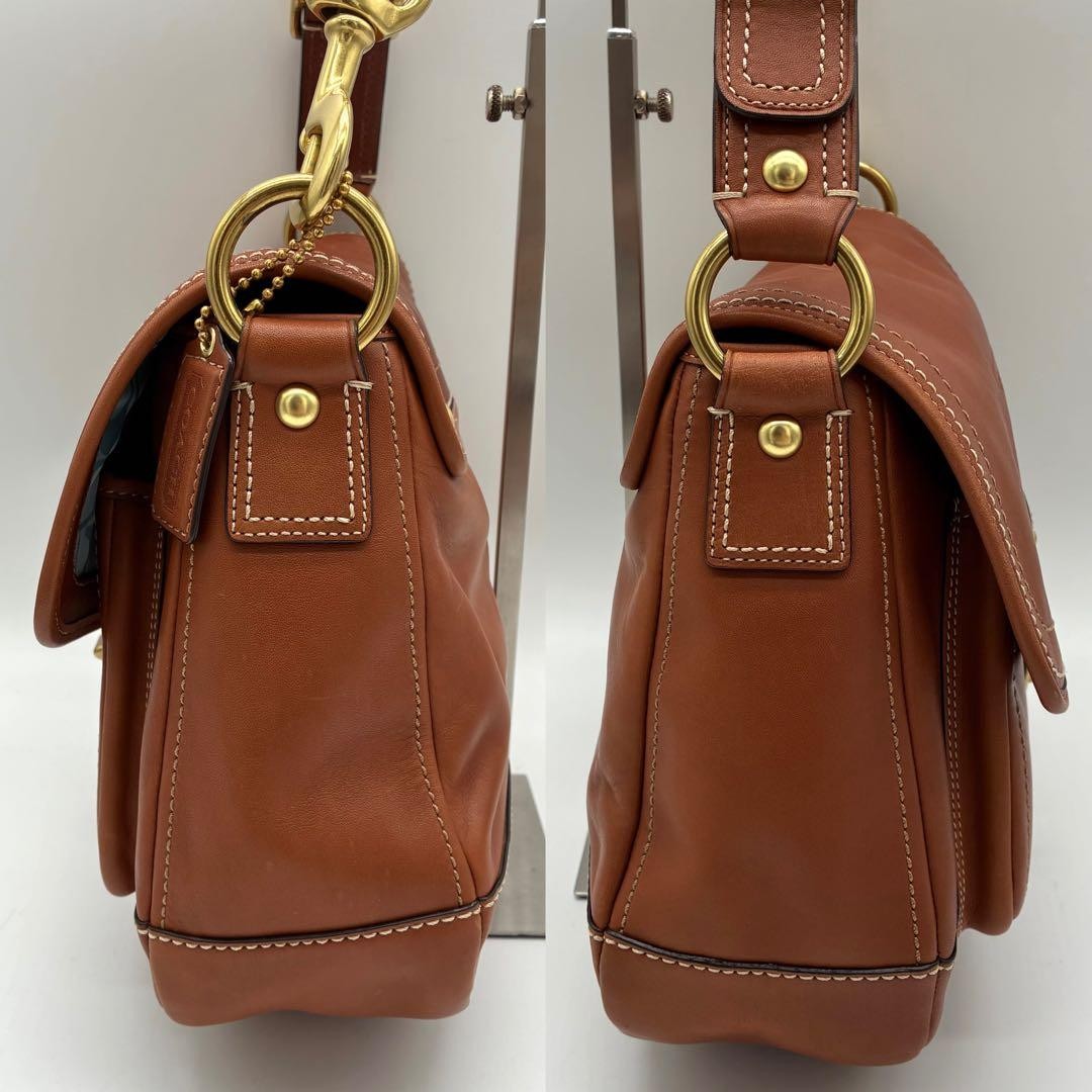 COACH Legacy One Shoulder Bag Brown Leather Turn Lock Pre-Owned Used 33x24x9 cm