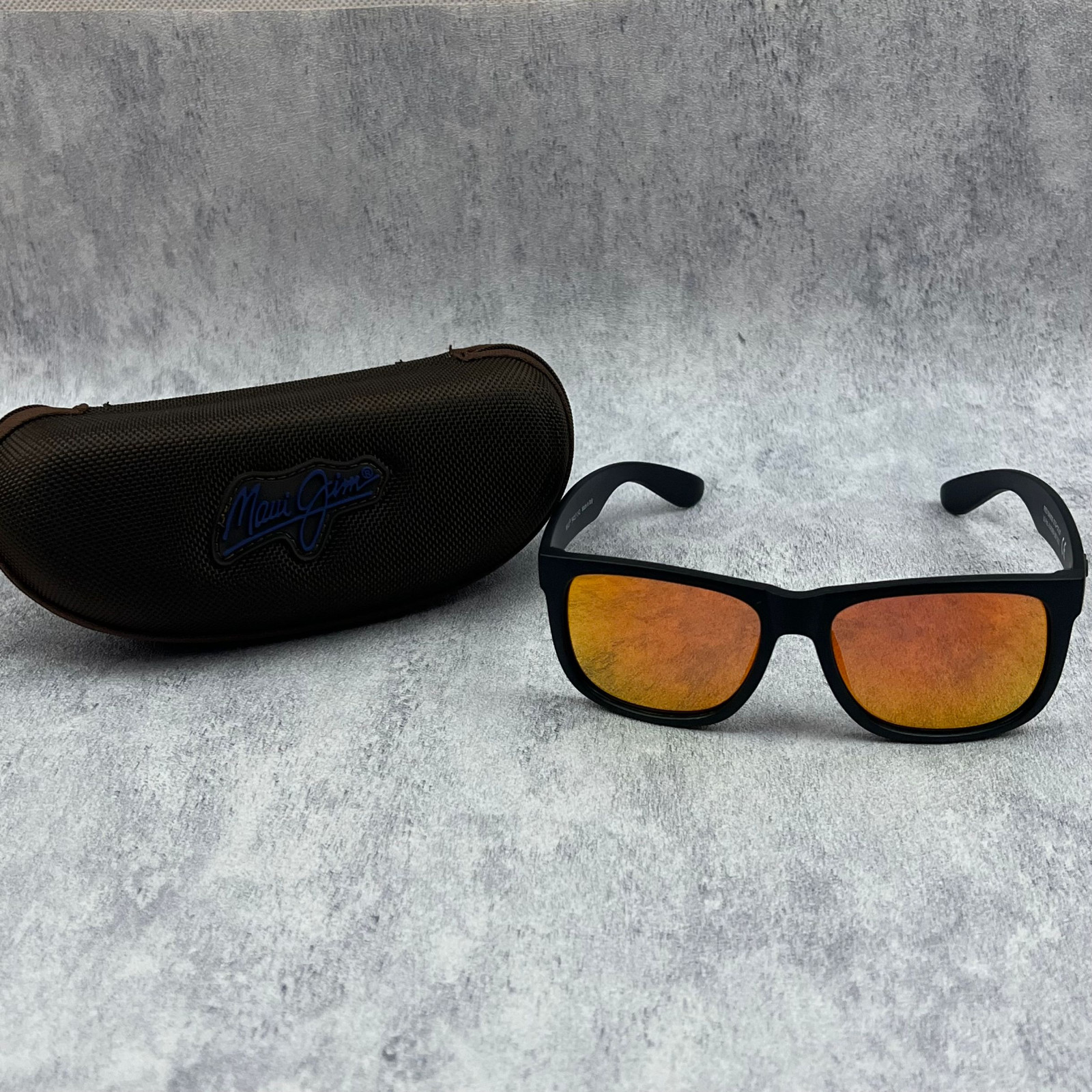 Maui Jim Sunglasses, RED SANDS STG-CO.07