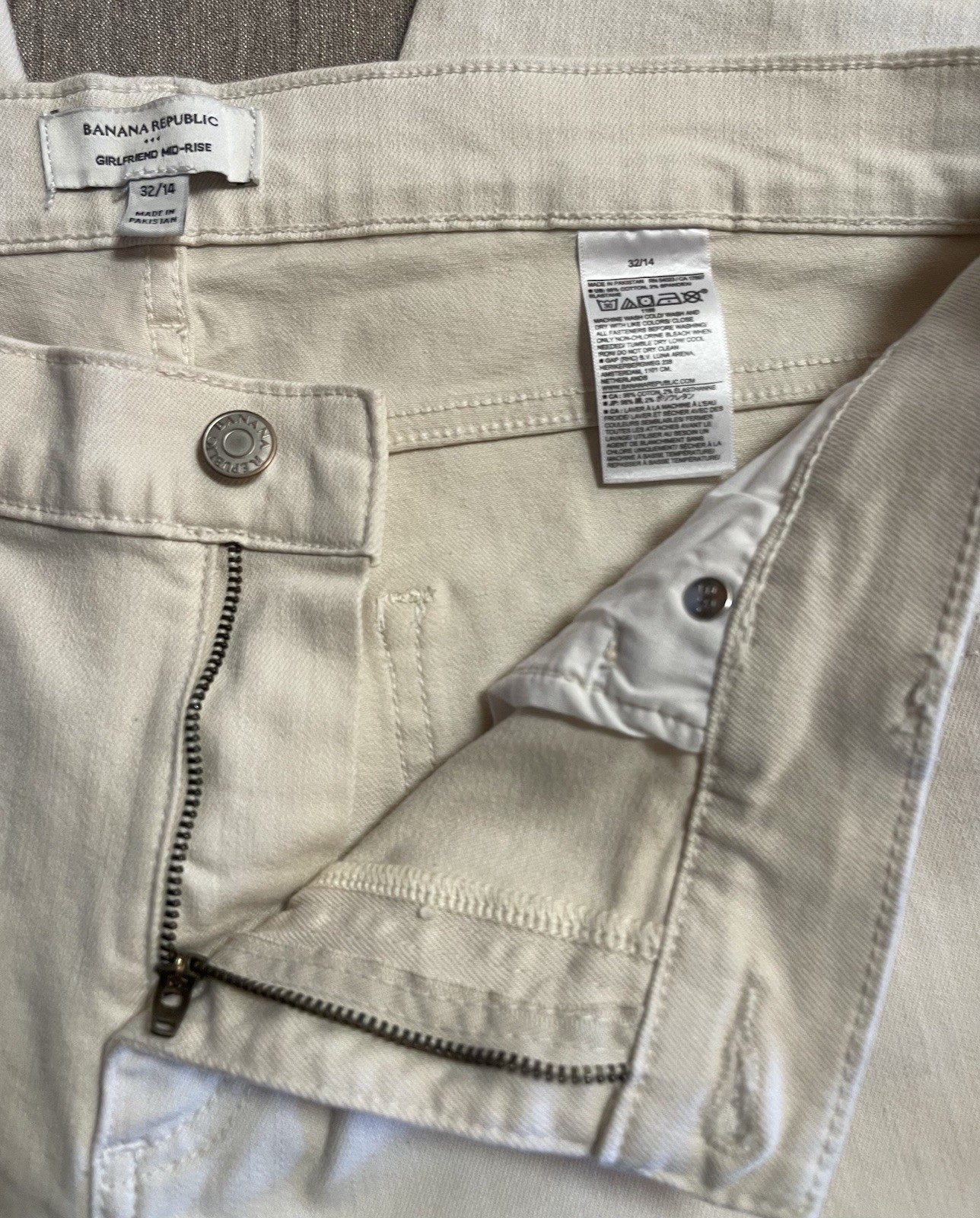 BANANA REPUBLIC, GIRLFRIEND Mid-Rise 32/14 Cream Off White Jeans, NWOT