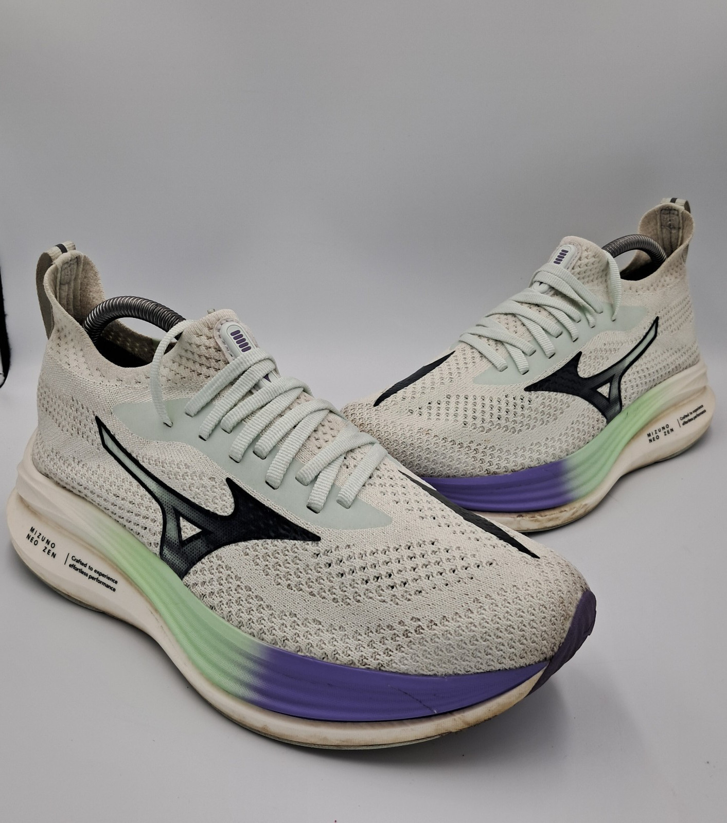 Size 9.5 – Mizuno Neo Zen Hint Mint India Ink Running Shoes Athletic Sneakers