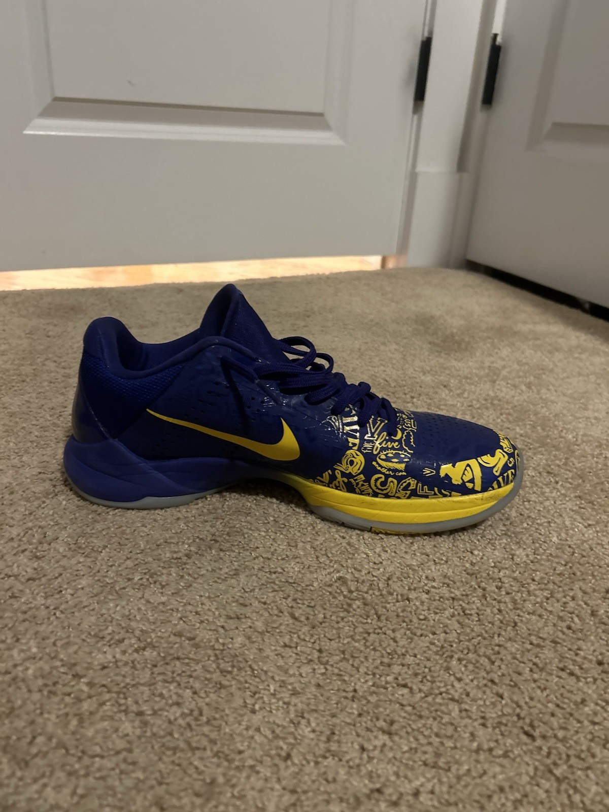 Size 10.5 – Nike Zoom Kobe 5 Protro 2020 5 Rings – Clean – replacement box ￼