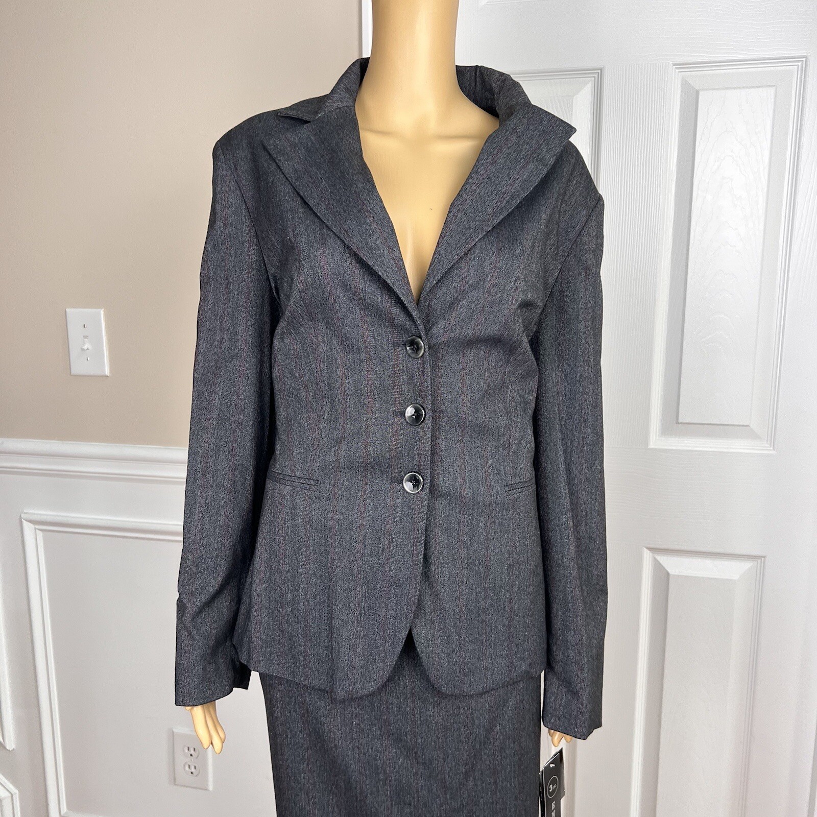 Larry Levine Polyester Rayon Stretch Skirt Suit Size 18 Charcoal Gray 2PC New