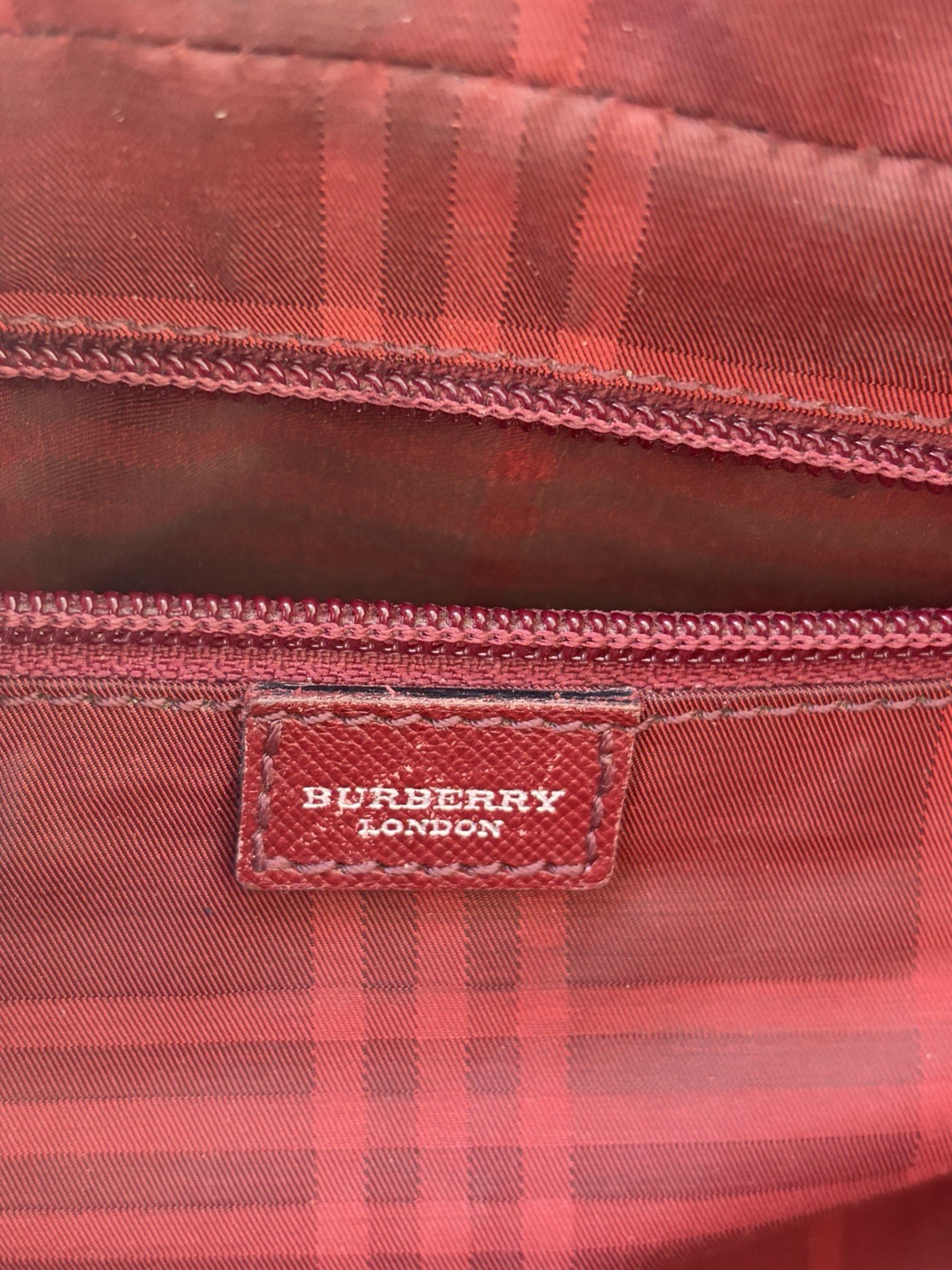 Authentic Burberry Nova Check East West Leather Shoulder Bag Burgundy Italy made
