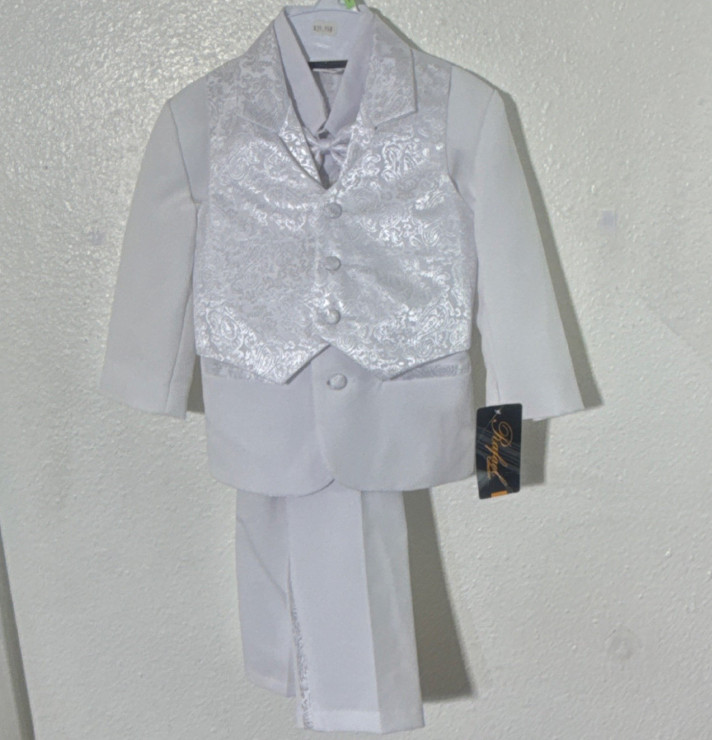 Raphael Collection Boys White Suit 5 piece Set w/ Vest & Pants 2T Polyester