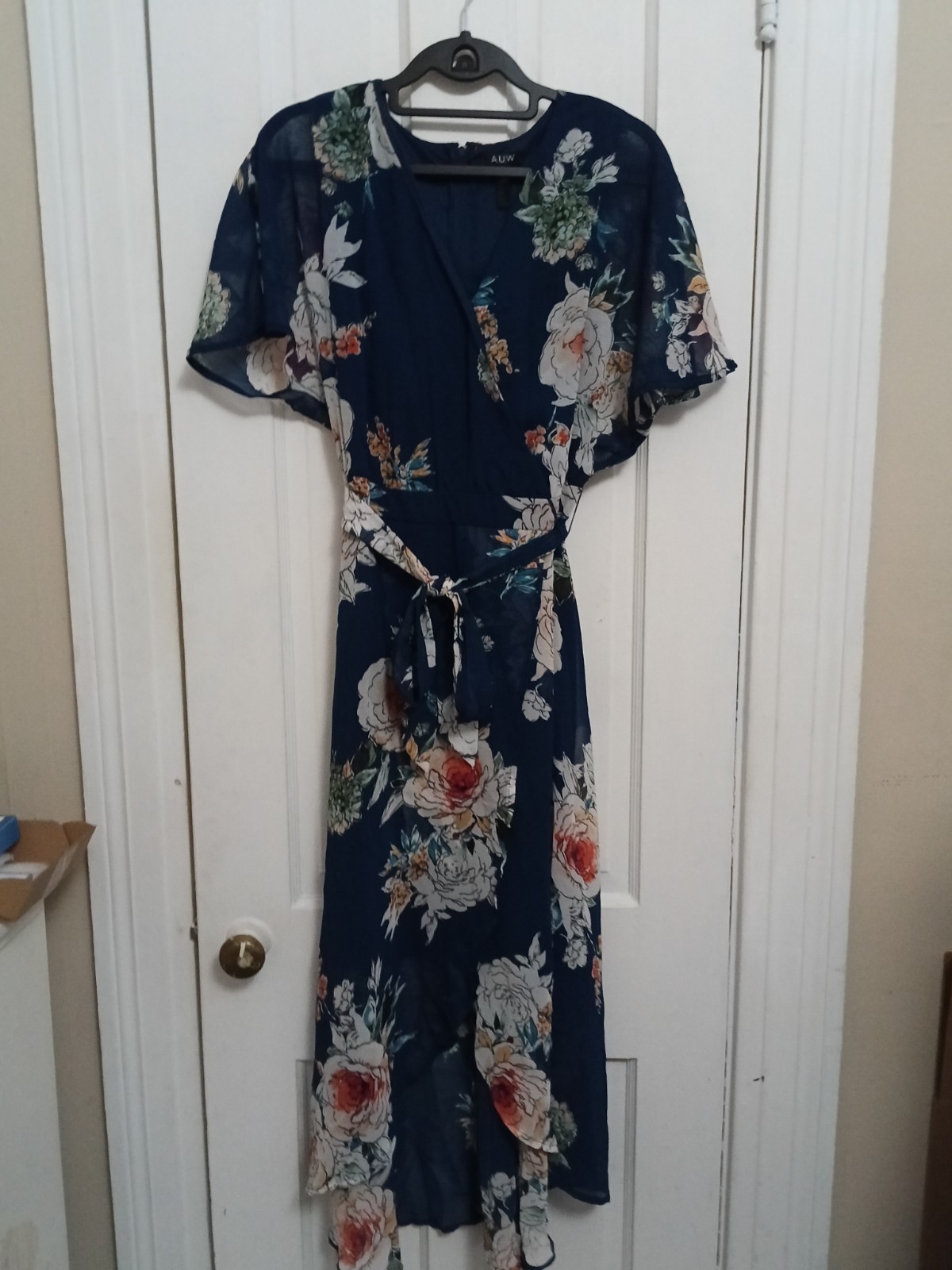 A.U.W Floral V Neck Tie Waist Dress Women’s M Blue Long Maxi Romantic C3