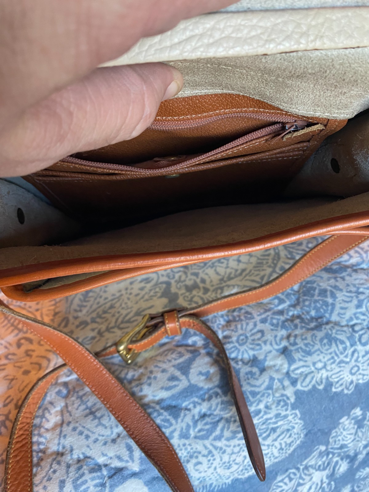 Dooney & Bourke All Weather Leather White Tan Surrey Flap Crossbody Shoulder Bag
