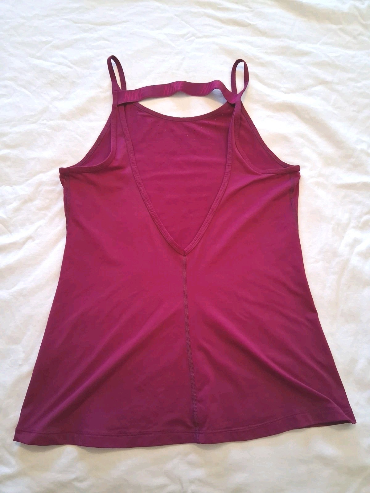 ​Nike Pro Dri-FIT Tank Top Women Berry High Neck Laser Cut Open Back Yoga Gym M