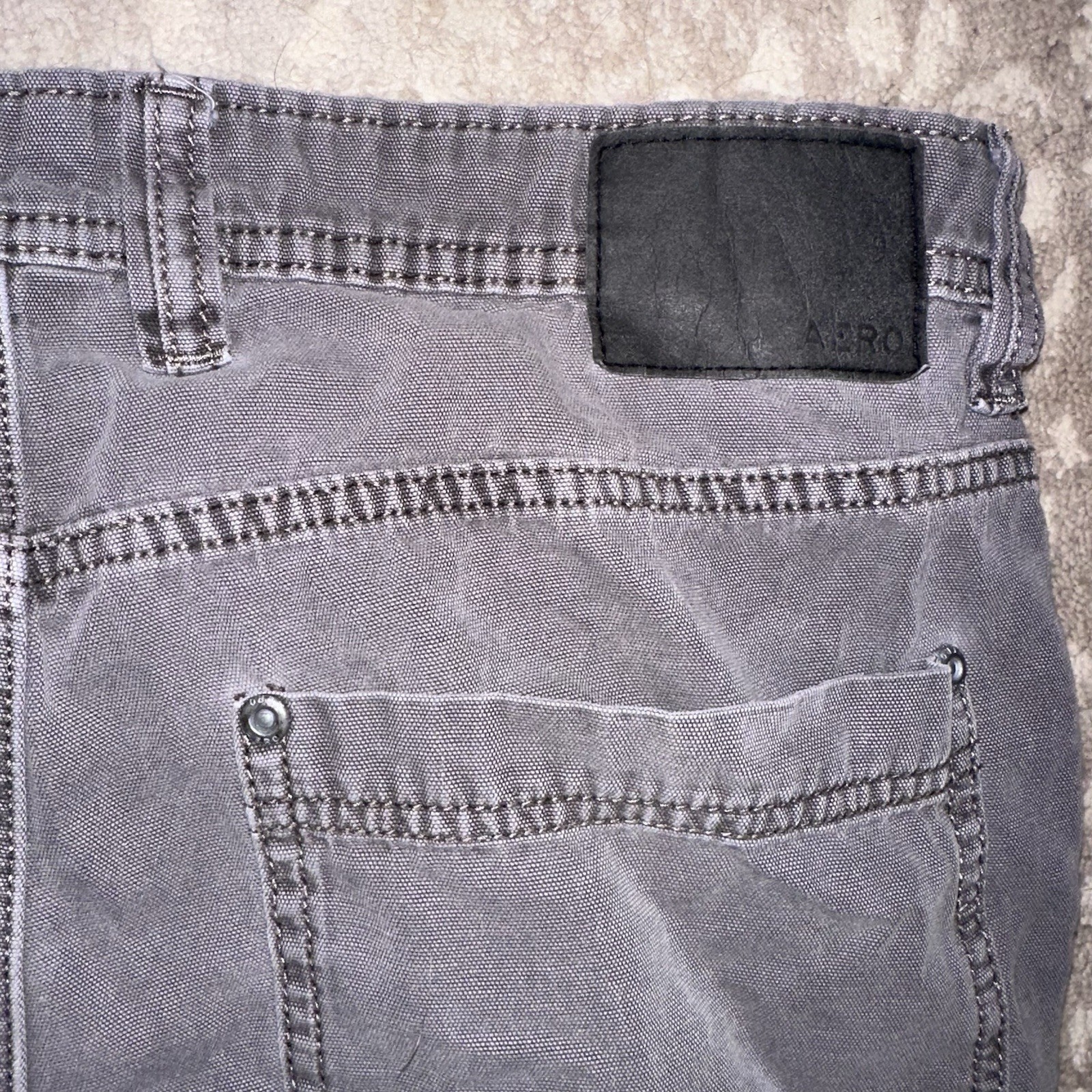 Men’s Aeropostale Charcoal Carpenter Pant Size Med NWT Tool Pockets Hammer Loop
