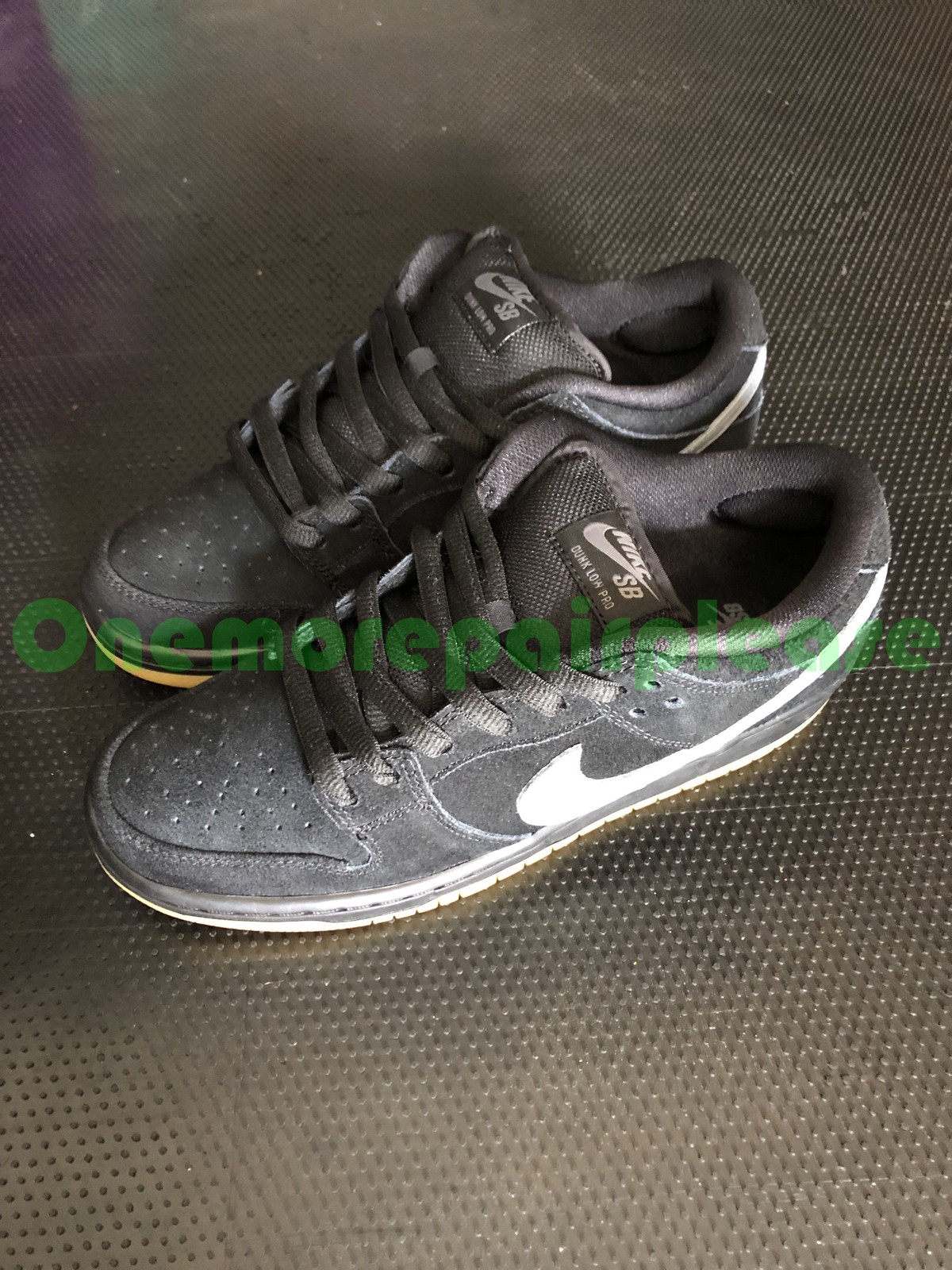 Nike SB Dunk Low Pro BQ6817-010 Black Cool Grey-Black-Black Size 8