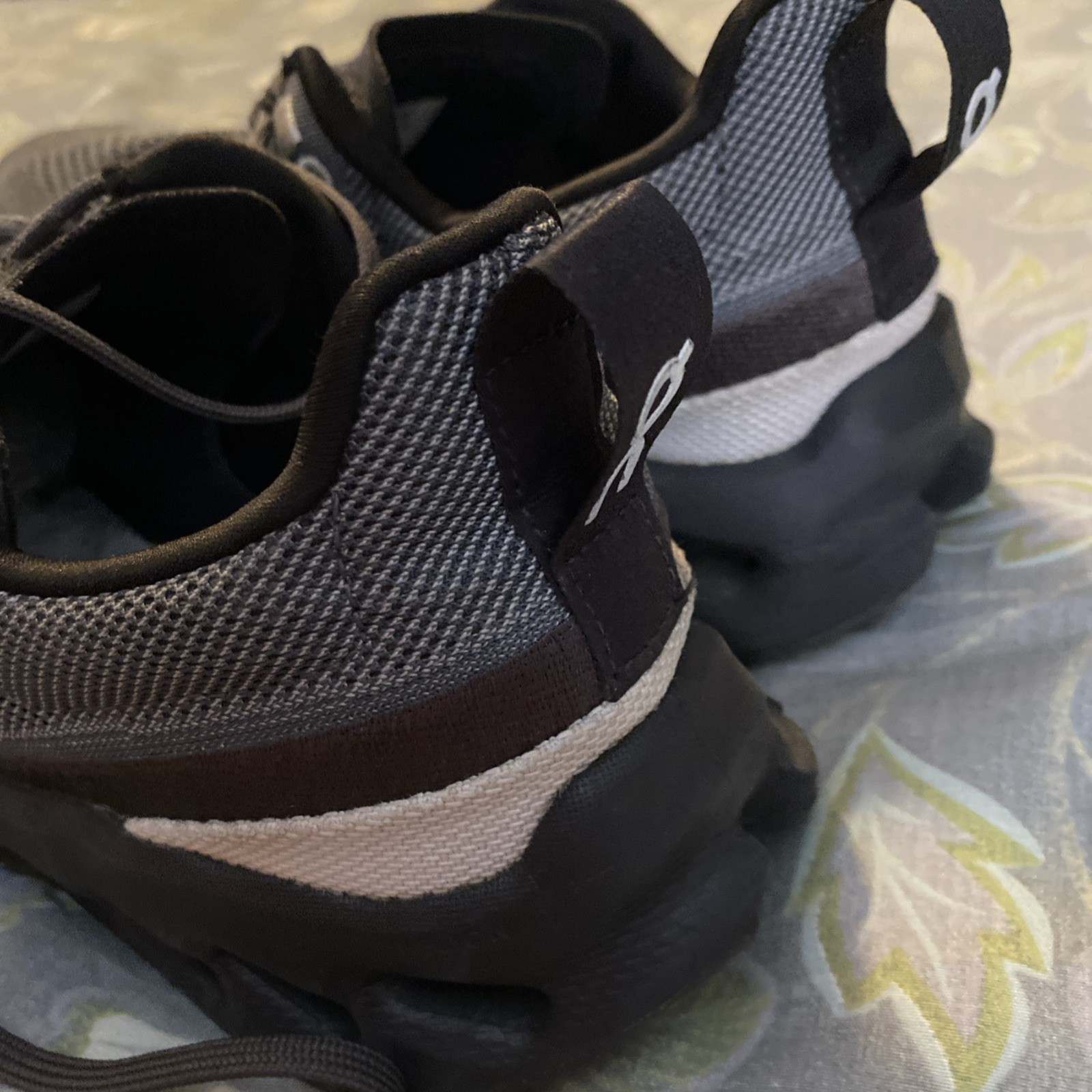 On Cloudsurfer Trail Running Shoes In Eclipse/Black (3WE10100264) – W. Size 9