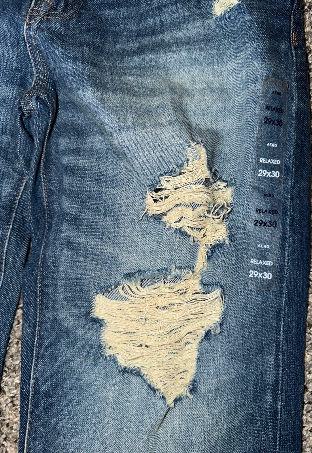 NWT Aéropostale Relaxed Fit Jeans Men’s 29×30 Distressed Medium Wash Denim
