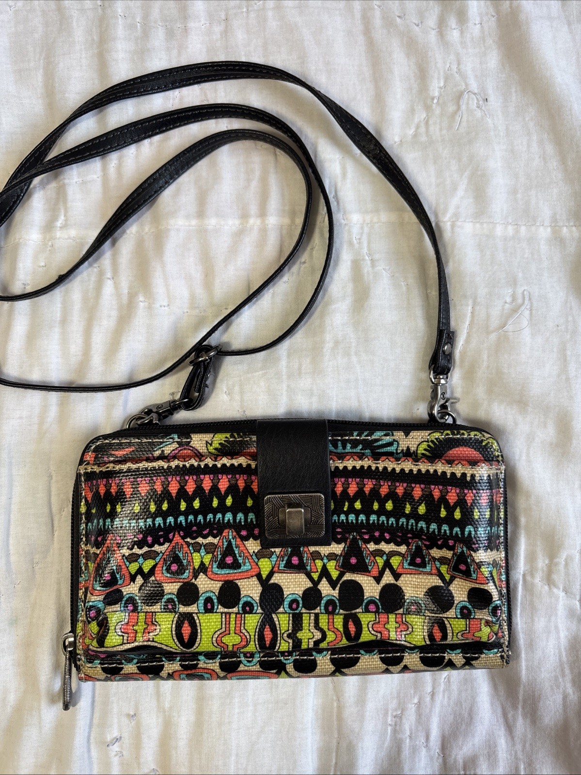 Sakroots Crossbody Wallet Purse Coated Canvas Tribal Geometric Phone Bag 8×4.5