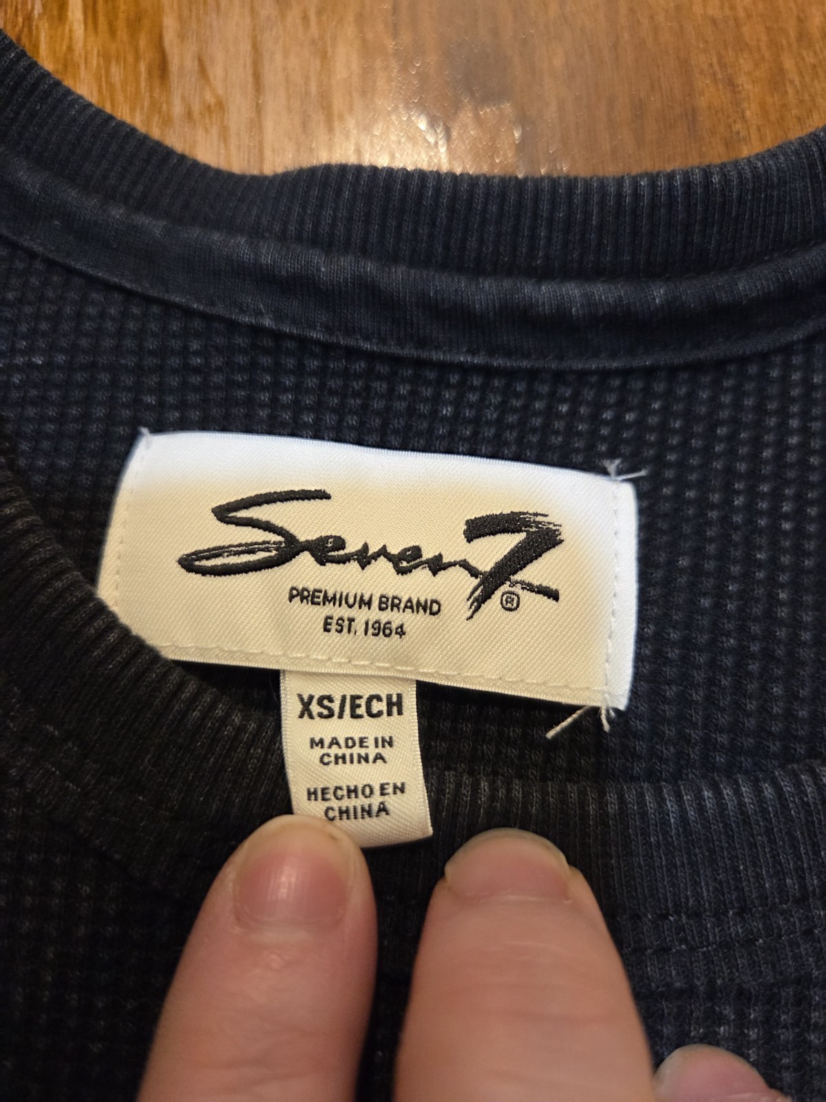 Seven7 Women’s Long Sleeve Stretch Relaxed Fit Waffle Crewneck Top black size XS