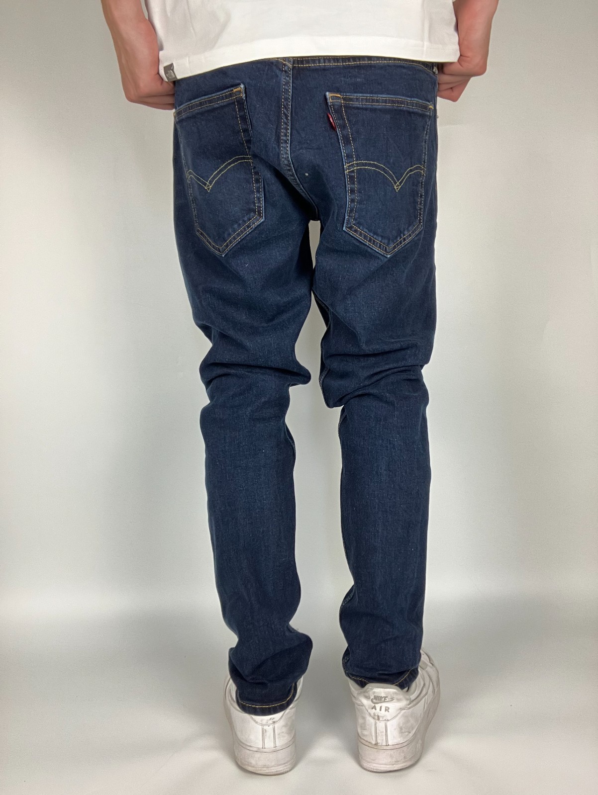 Vintage Levi’s 512 2000 Y2K Navy Blue Relaxed Fit Denim Jeans W36 L32