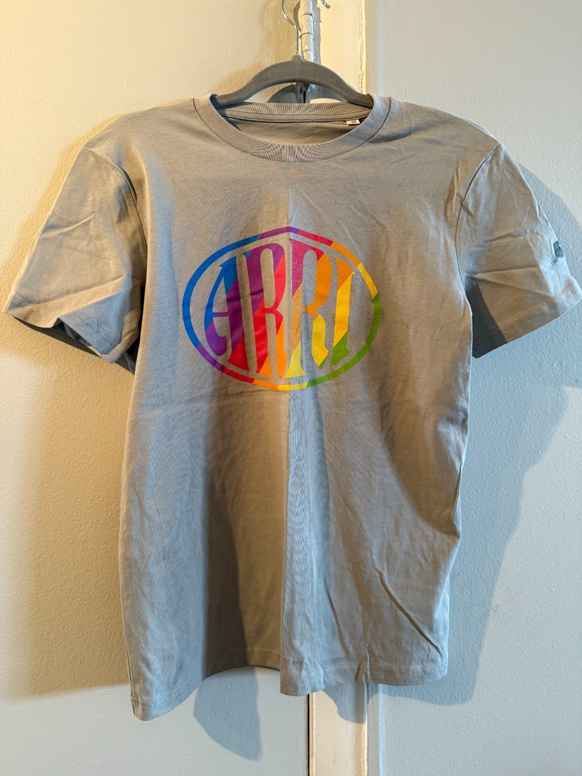 ARRI Gray Organic Cotton T-Shirt W/ ARRI Rainbow Plum logo EU XS/US XXS