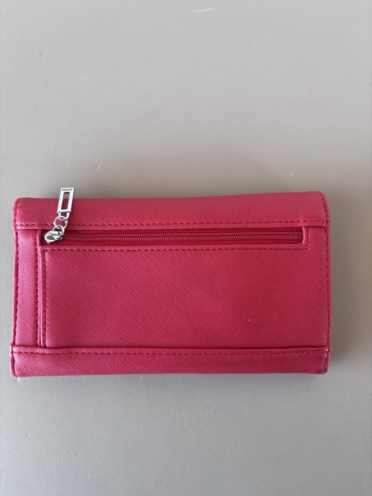 Guess Trifold Red Faux Leather Wallet Women’s 6.75″ x 3.75″