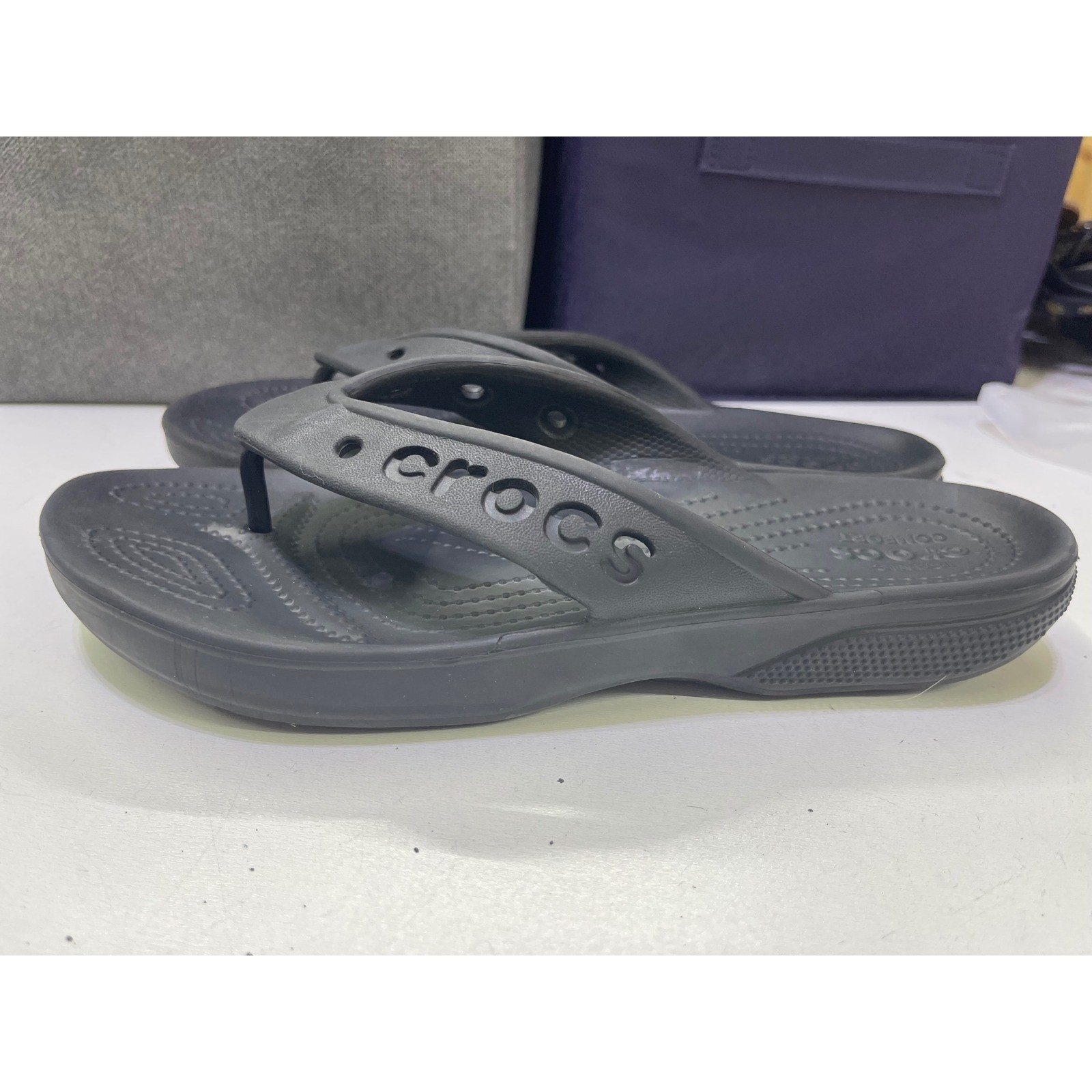 Crocs Baya Flip Flops Black Sandals Womens 9 Mens 7 Iconic Comfort 11999-001