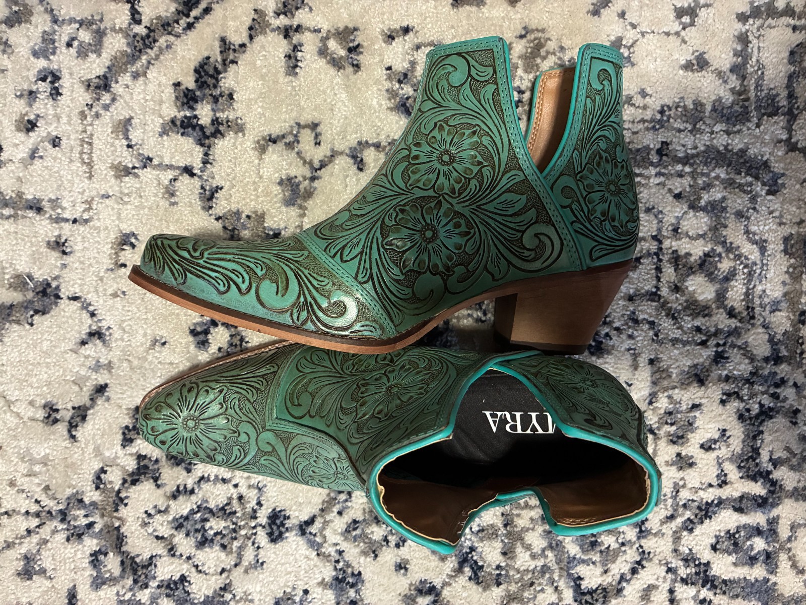 Myra Hand Tooled Western Booties in Turquoise Women’s Size 11