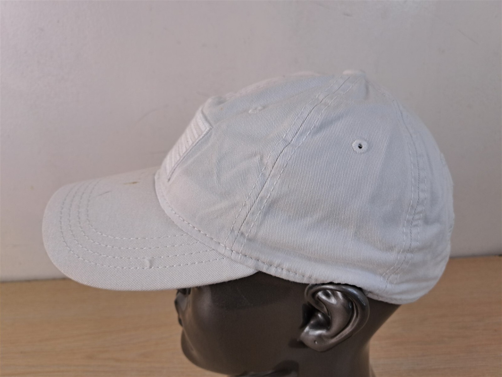 ACADEMY SPORTS OUTDOORS USA FLAG ADJUSTABLE STRAPBACK BASEBALL HAT/CAP, WHITE