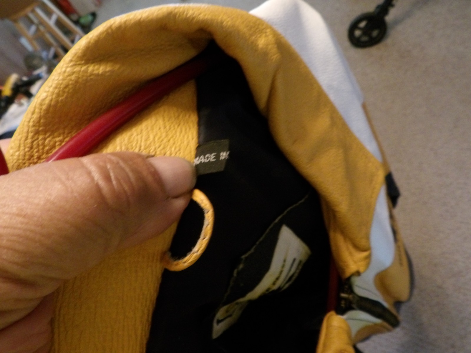 VTG College Phase Varsity Jacket Mens M Yellow Notre Dame Fighting Irish Leather