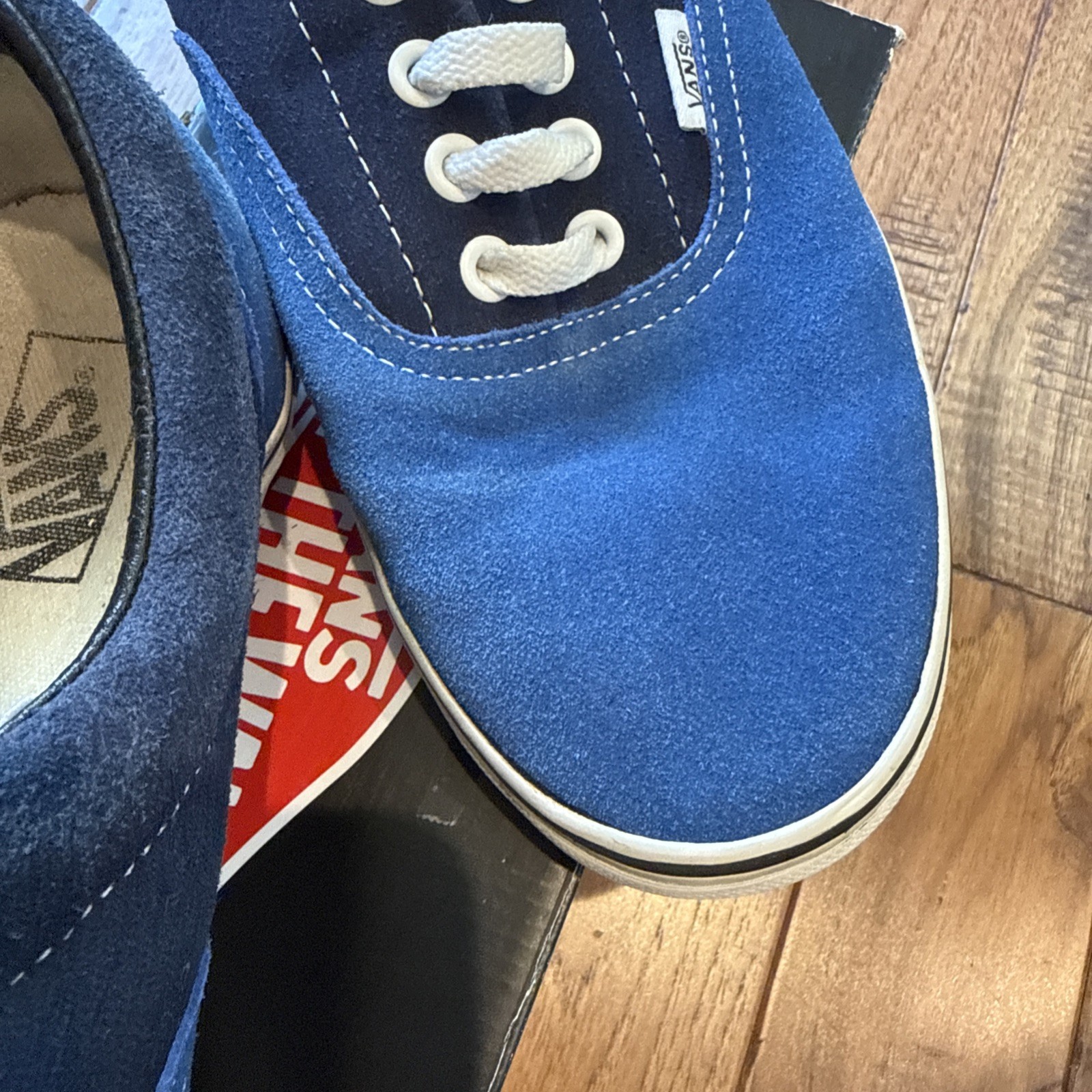 Vans Era Corduroy – 2 Tone Blue Size 10 In Box