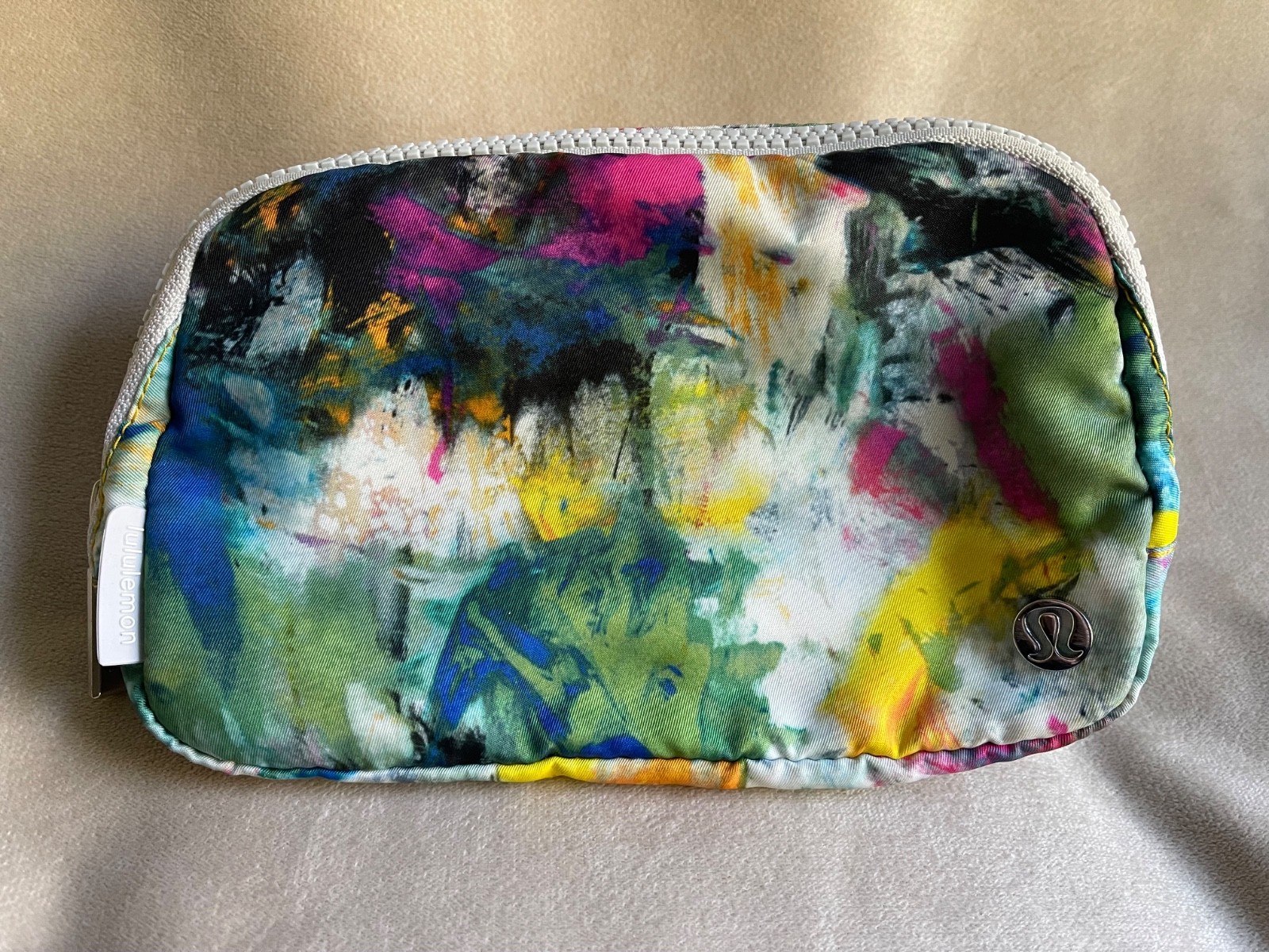Lululemon Everywhere Belt Bag Multicolor WATERPRINT