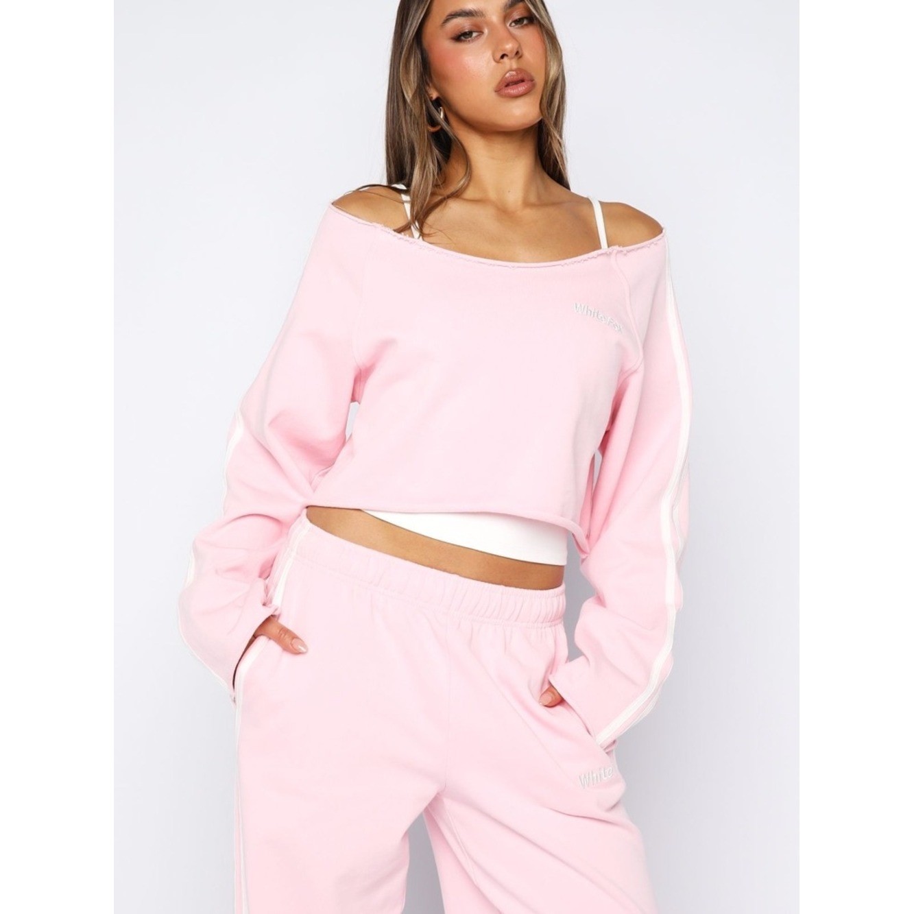 White Fox Off The Bench Cropped Sweatshirt Side Stripe Raw Hem Pink XXS/XS