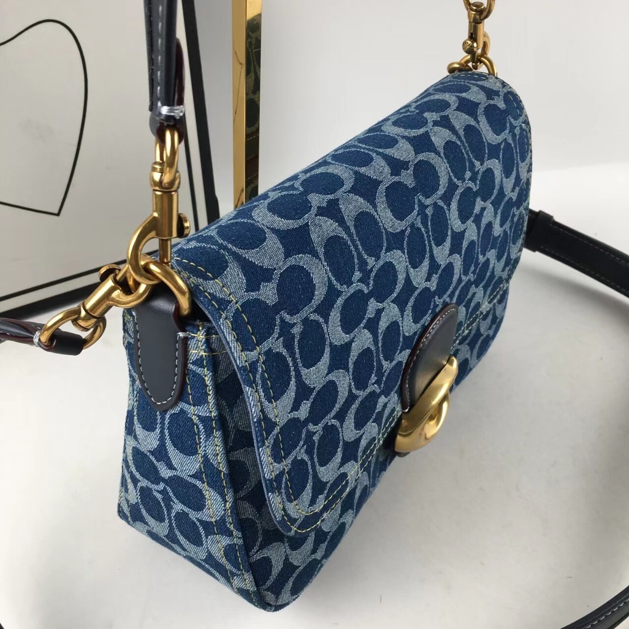 Model Number CA105 Soft Tabby Shoulder Signature Denim Leather Blue Outlet
