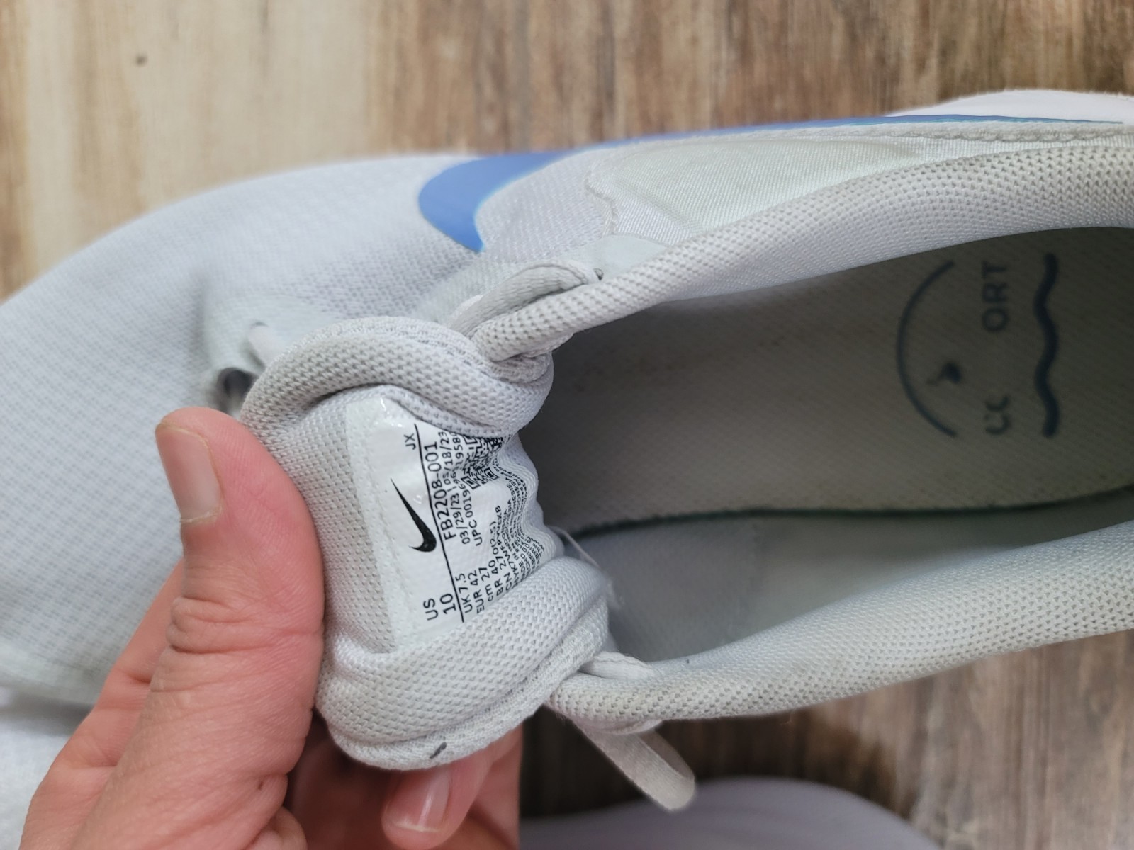 Nike Revolution 7 Women’s Trainers Gray Blue Running Sneakers Comfort Size10