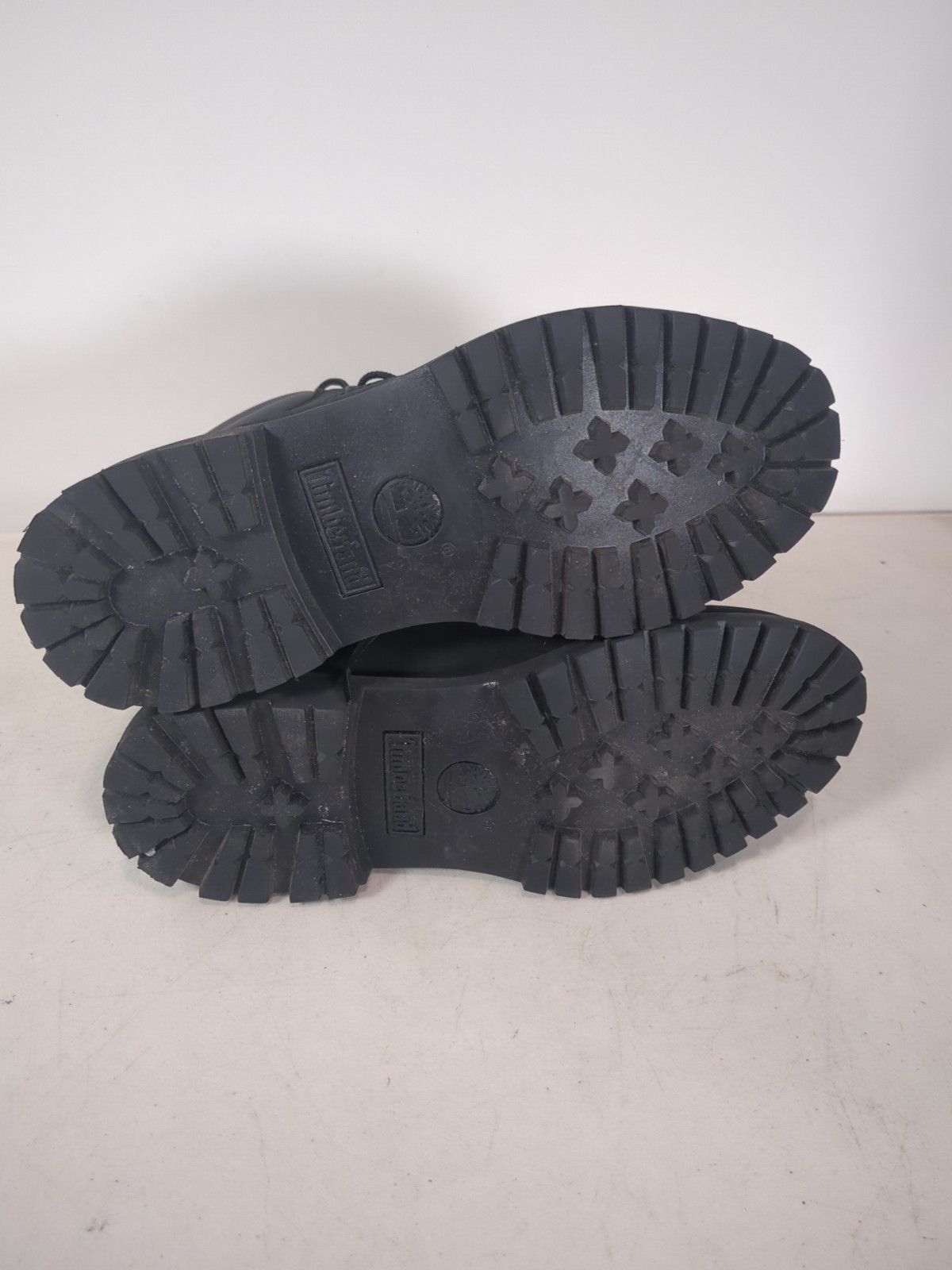 Timberland Waterville 6-Inch Double Collar Black Women’s Boot A15QY Size 7