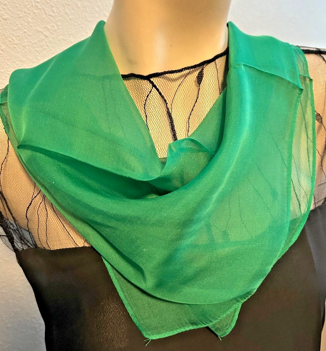 NEW 20 x 21 In. Small Sq. Green Solid Color 100% Mulberry Silk Scarf- SS 1039