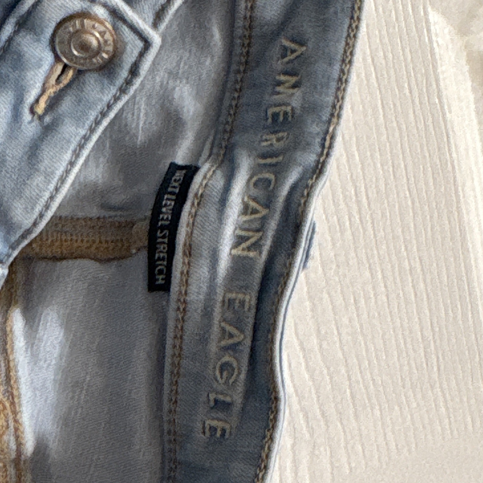 American Eagle High Rise Kick Boot Crop Light Wash Stretch Blue Jeans 10