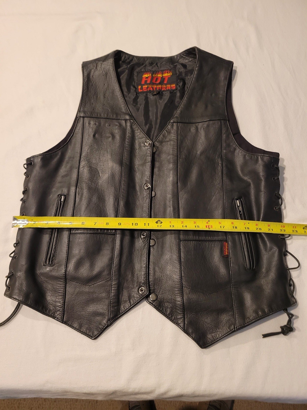 Hot Leathers Vest Mens Large Black Leather Motorcycle Snap Lace Up Sides