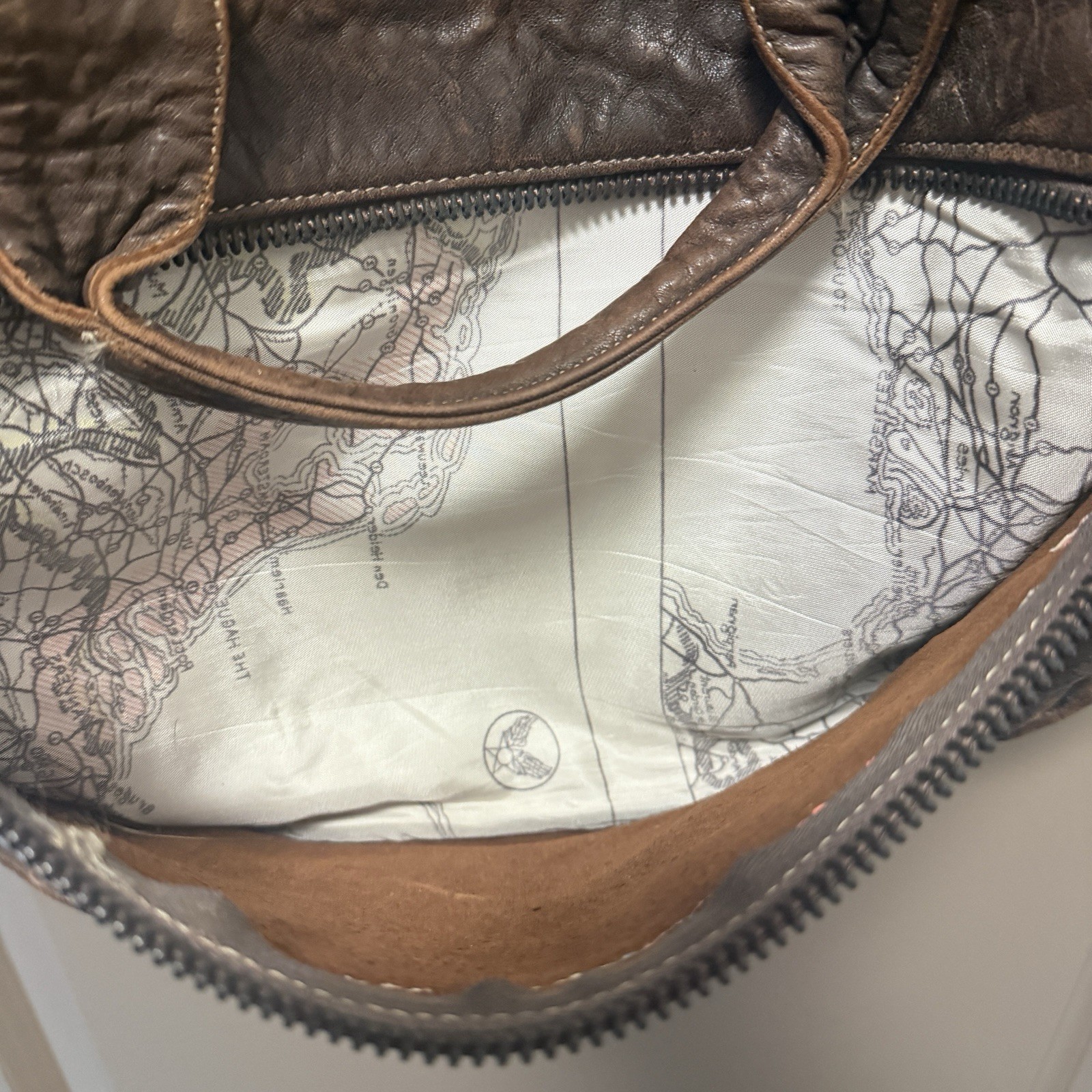 Avirex Cockpit Bag Brown Leather – Inherited Never Used. Great Condition
