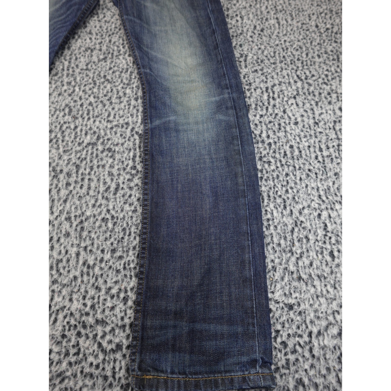 Levis 513 Slim Fit Mens Size 30 Blue Jeans Medium Wash Denim