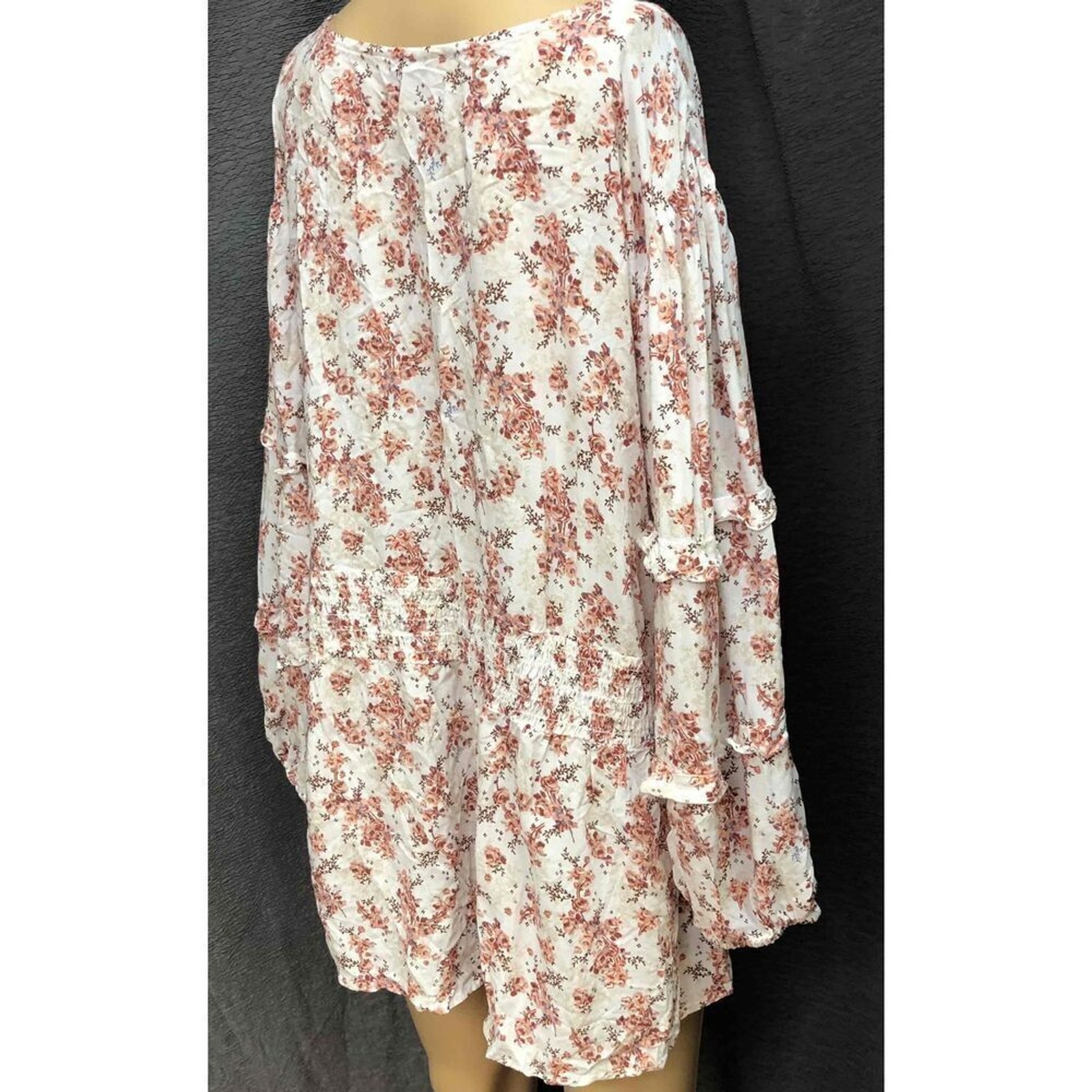Cato Beige & Orange Floral Ruffled Long Sleeve V-Neck Blouse 18/20W