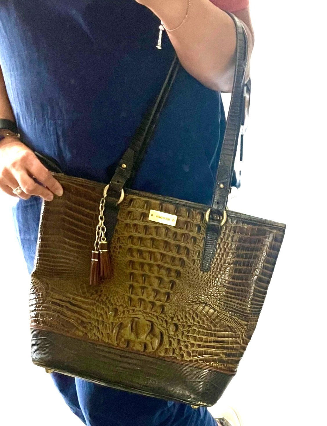 Brahmin Gold Medium Asher Tote Croc-Embossed Leather 16″ W X 10.25″ H X 5″ D FLA