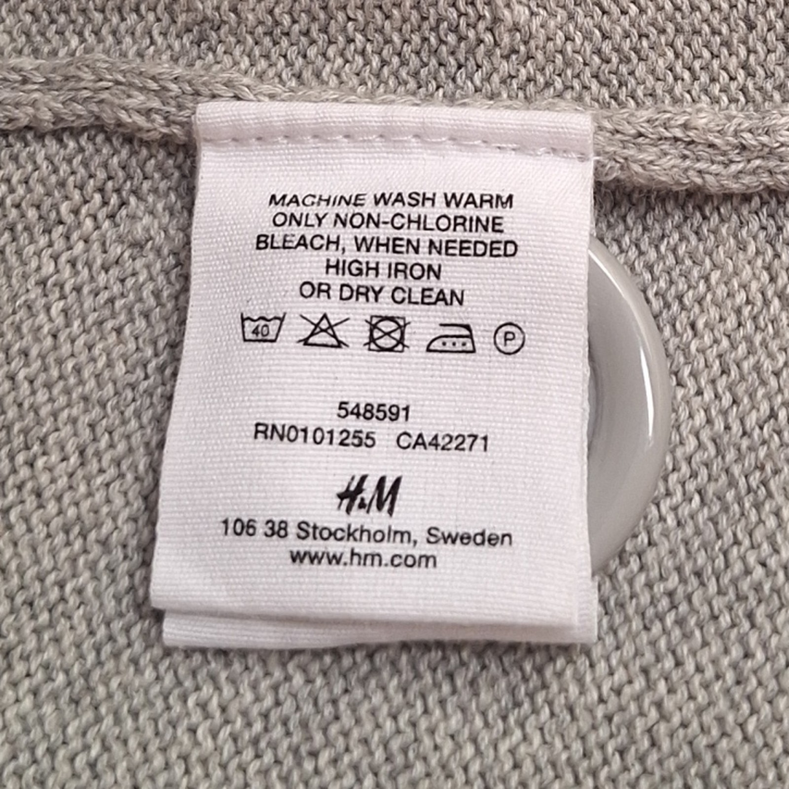 H&M Y2K Gray Cotton Pointelle Cardigan XS Y2K Statement Button Knit