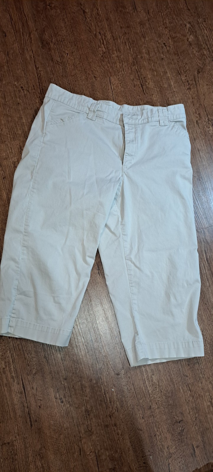 Lee Just Below Waist Light Khaki Capri 14 Medium Chinos Cropped