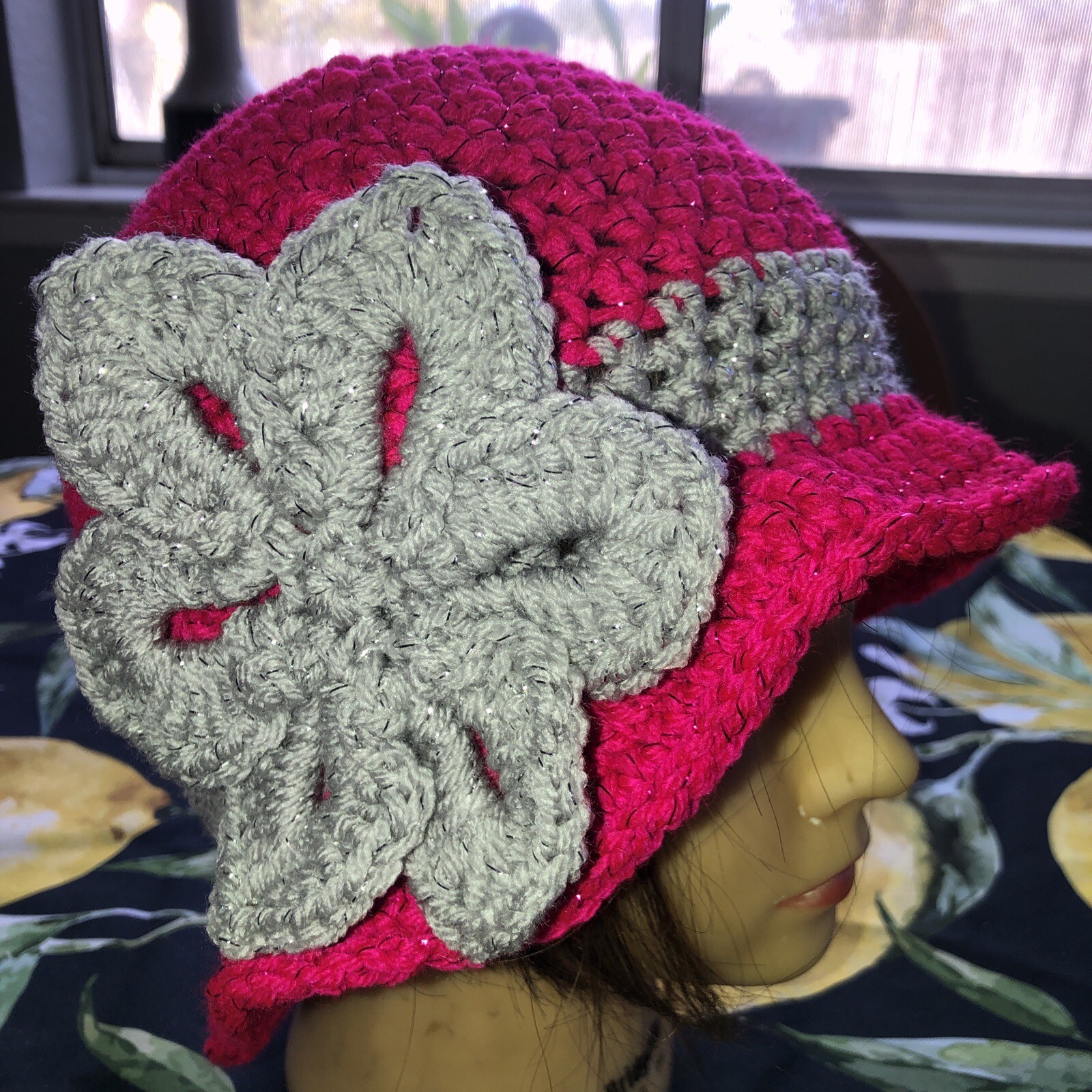 Fushia PINK SILVER Sparkly WINTER CLOCHE BEANIE CAP FLAPPER HAT HAND CROCHET new