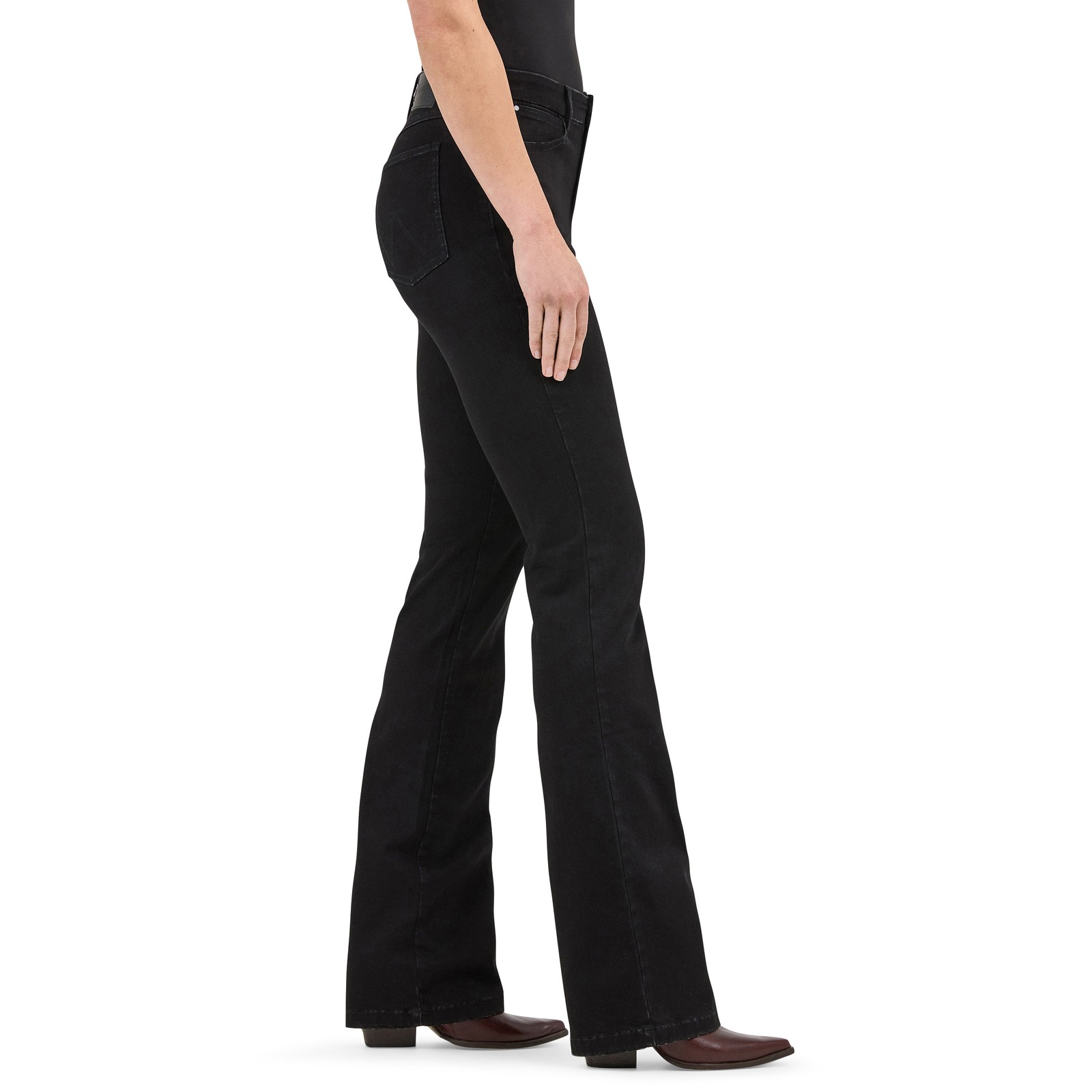 Wrangler Ladies Bespoke Leighton High Rise Bootcut Jean 112371949