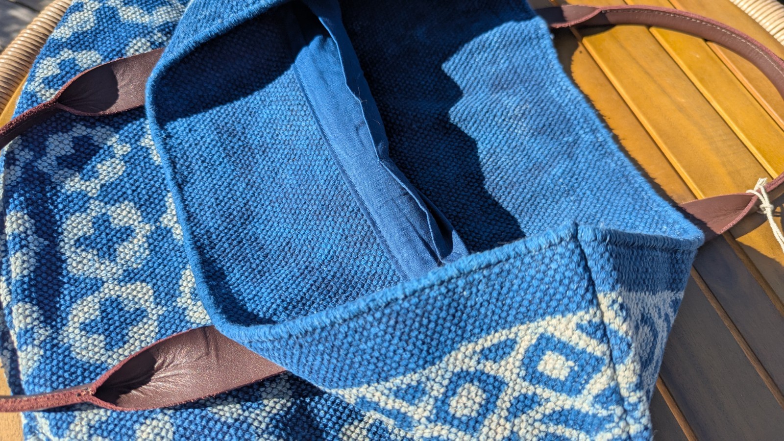 NWT SUNDANCE Woven Indigo Blue & White Shoulder Bag Purse With Leather Handles