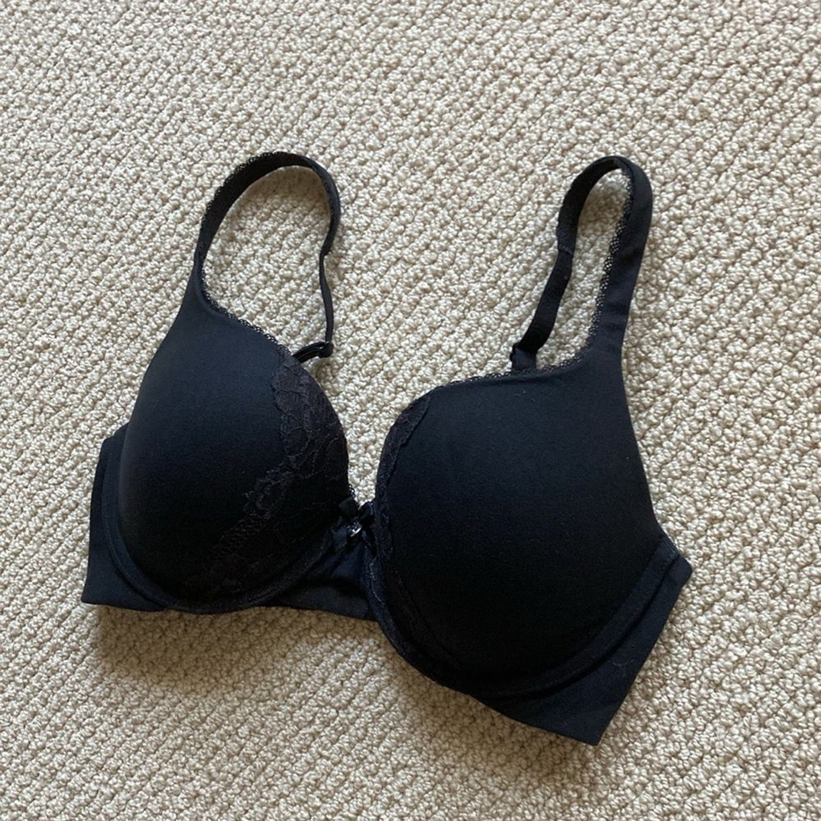 Victoria’s Secret Body by Victoria Perfect Shape Black Bra Soft 32DD VEUC
